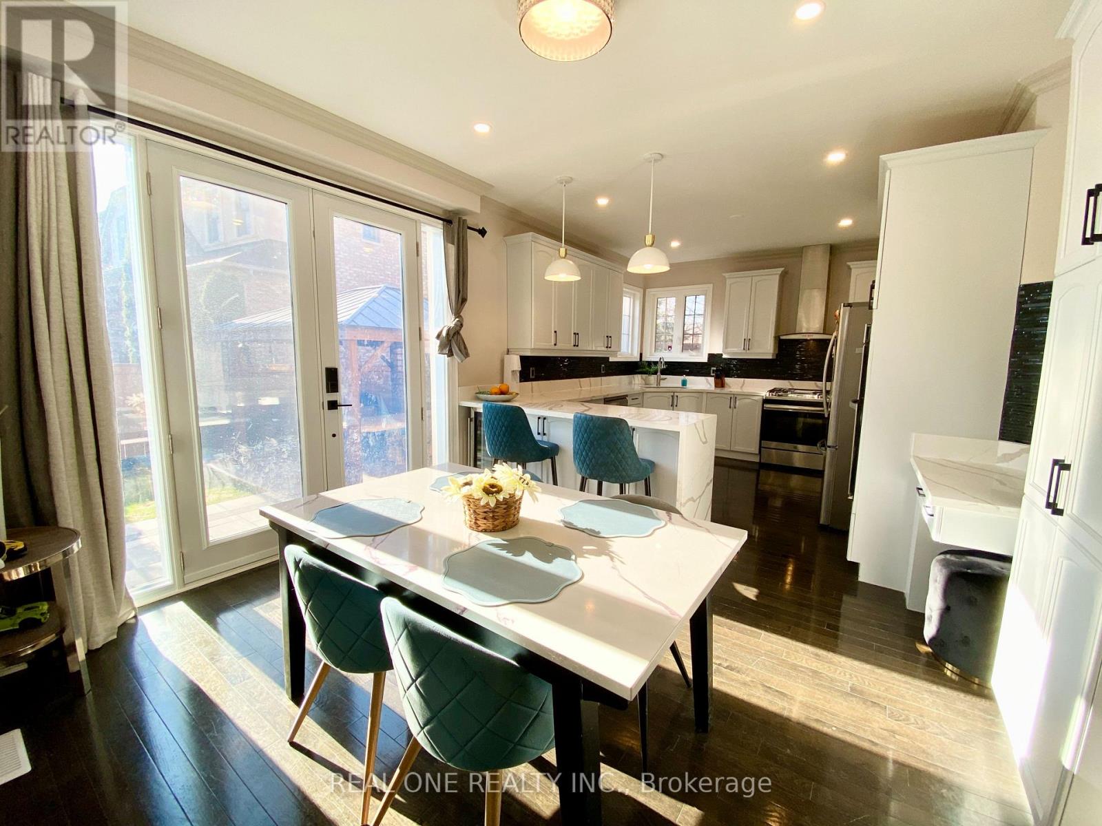 238 Nautical Boulevard, Oakville, Ontario  L6L 0B9 - Photo 12 - W12931552