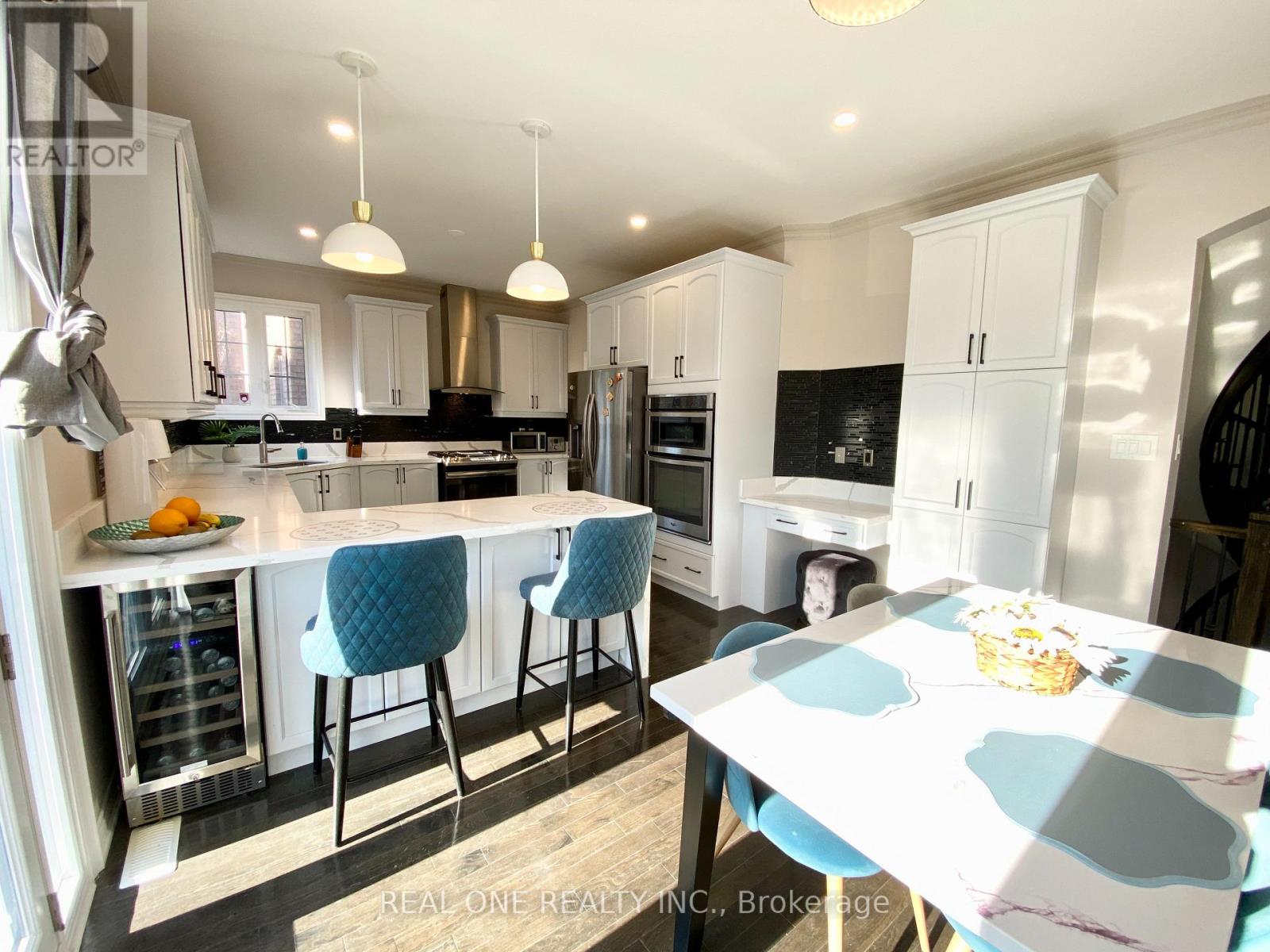 238 Nautical Boulevard, Oakville, Ontario  L6L 0B9 - Photo 14 - W12931552