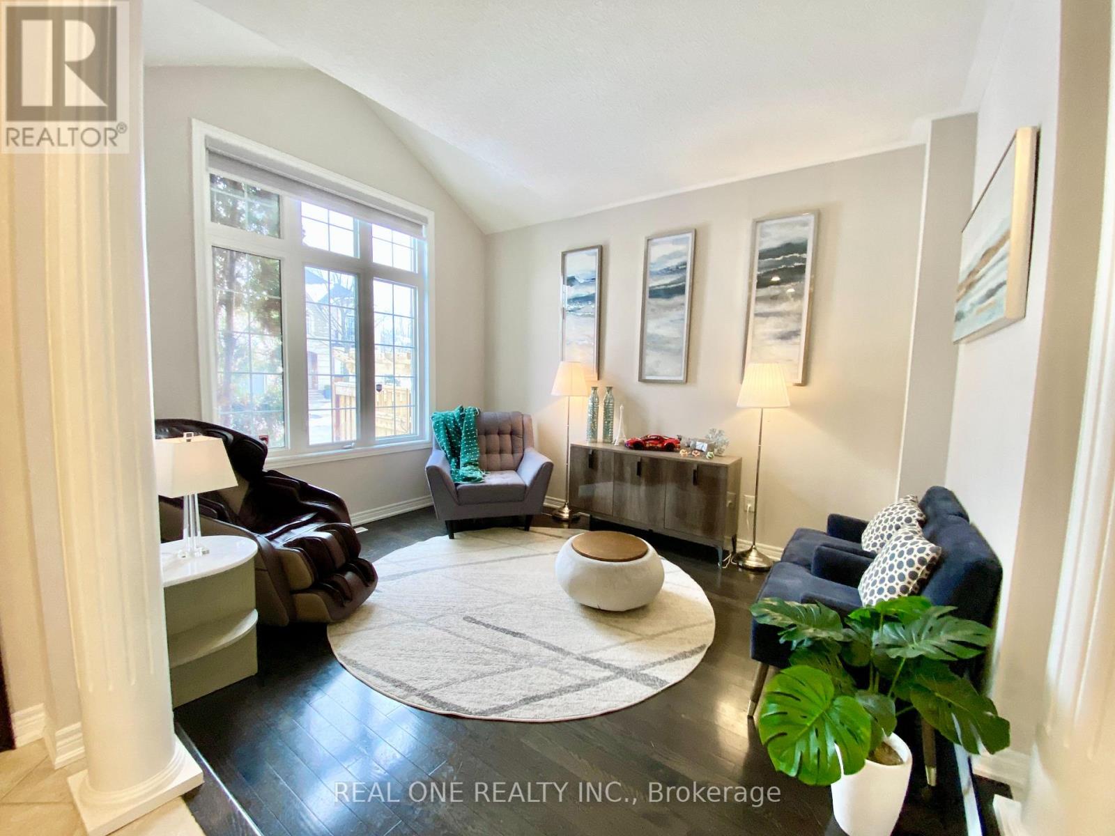 238 Nautical Boulevard, Oakville, Ontario  L6L 0B9 - Photo 3 - W12931552