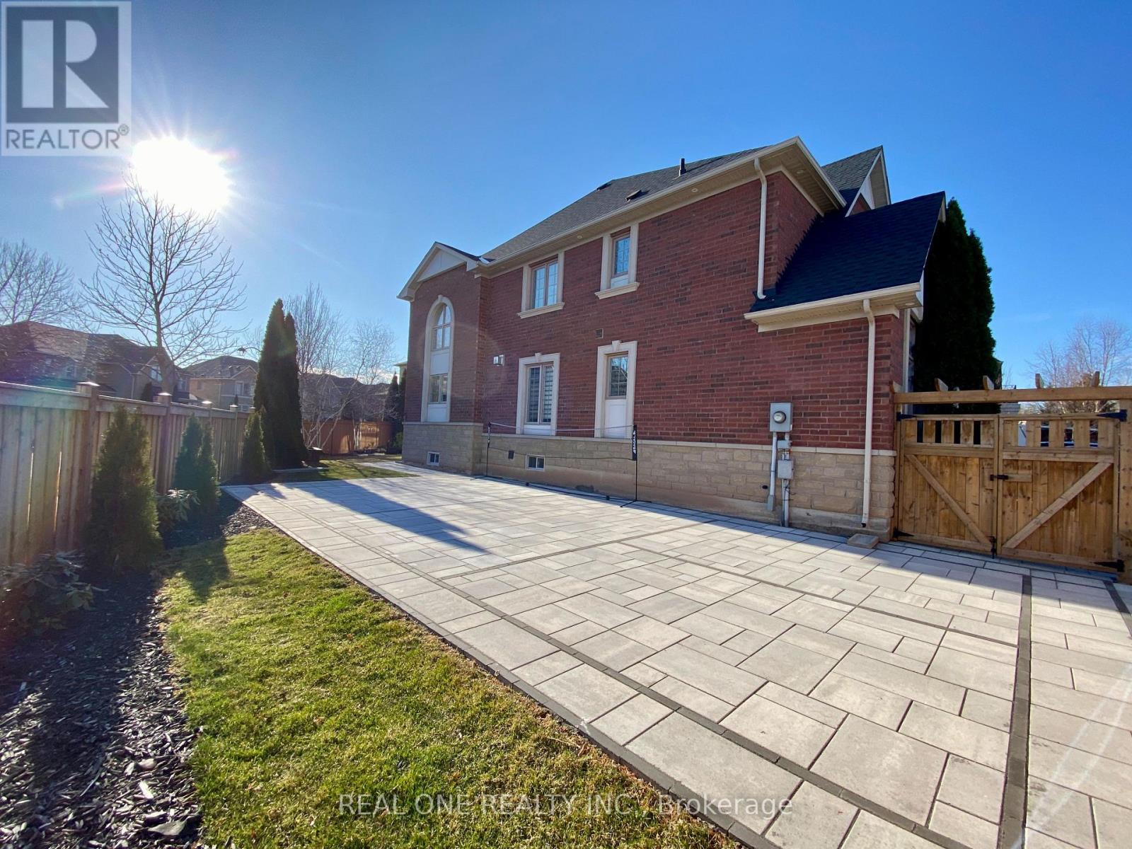 238 Nautical Boulevard, Oakville, Ontario  L6L 0B9 - Photo 47 - W12931552