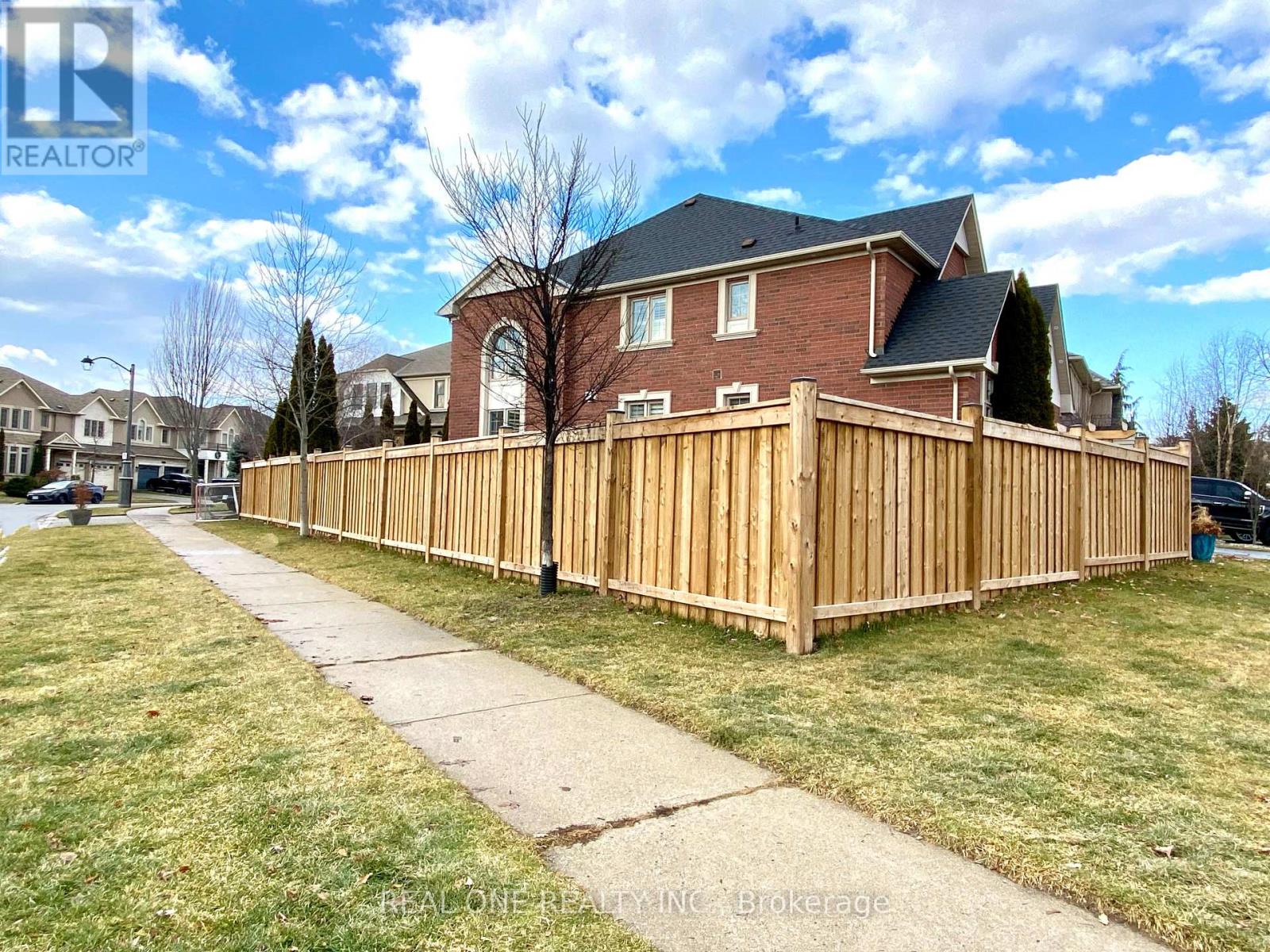 238 Nautical Boulevard, Oakville, Ontario  L6L 0B9 - Photo 48 - W12931552