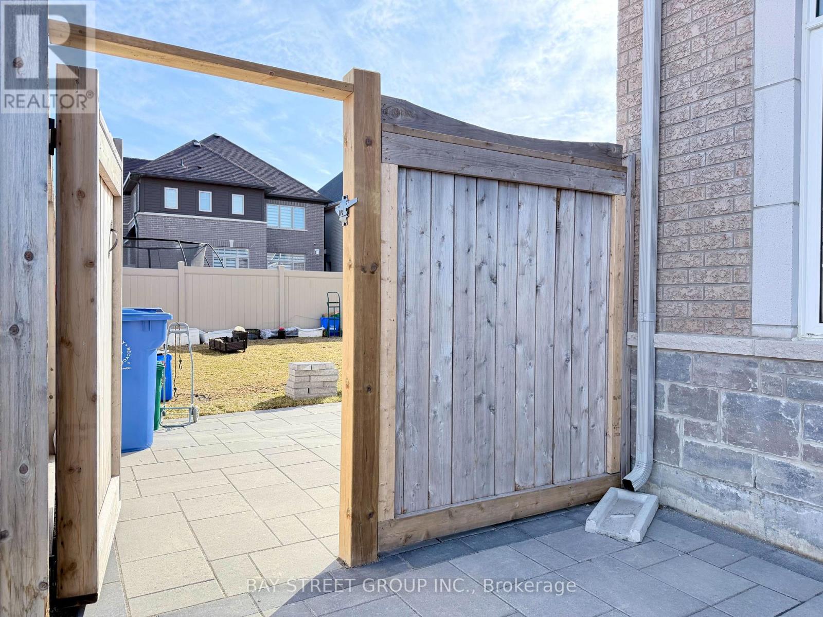 Lower - 1 Kenneth Ross Bend, East Gwillimbury, Ontario L9N 0T7 - Photo 24 - N12931554