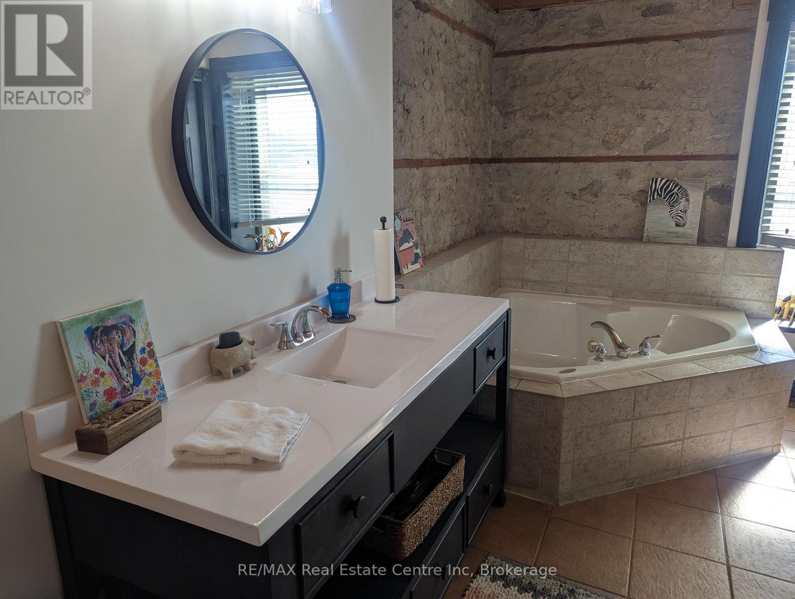 180 Union Street W, Centre Wellington, Ontario  N1M 1V3 - Photo 31 - X12931566