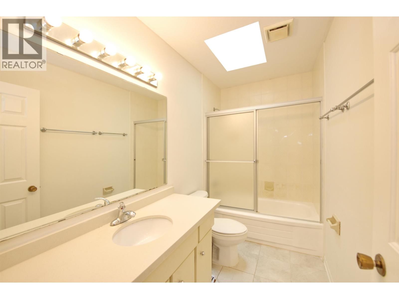 7203 Bridlewood Court, Burnaby, British Columbia  V5A 4A4 - Photo 23 - R3104256