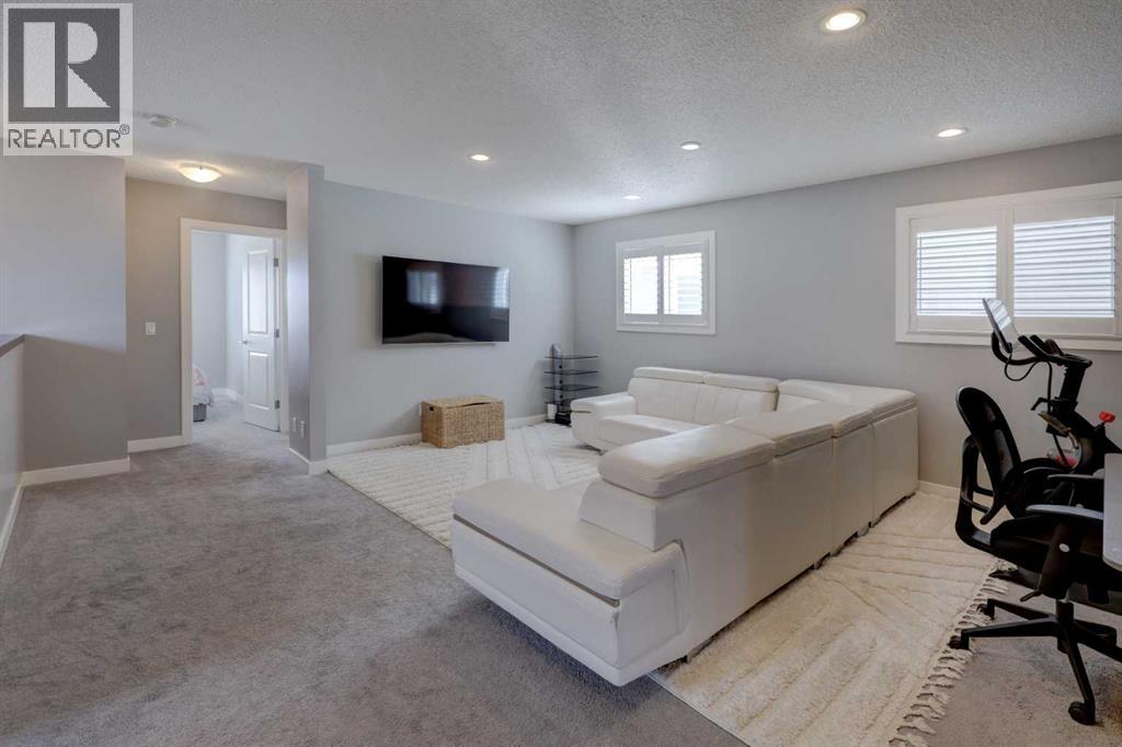 34 Copperpond Street SE, Calgary, Alberta  T2Z 1J2 - Photo 21 - A2297153