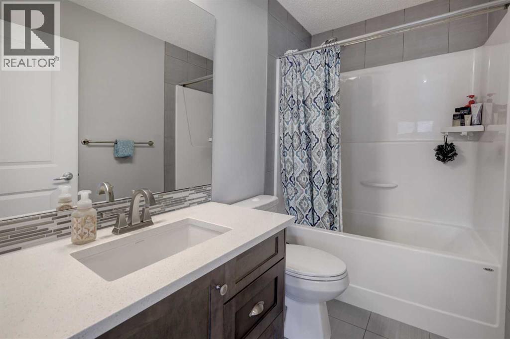 34 Copperpond Street SE, Calgary, Alberta  T2Z 1J2 - Photo 32 - A2297153