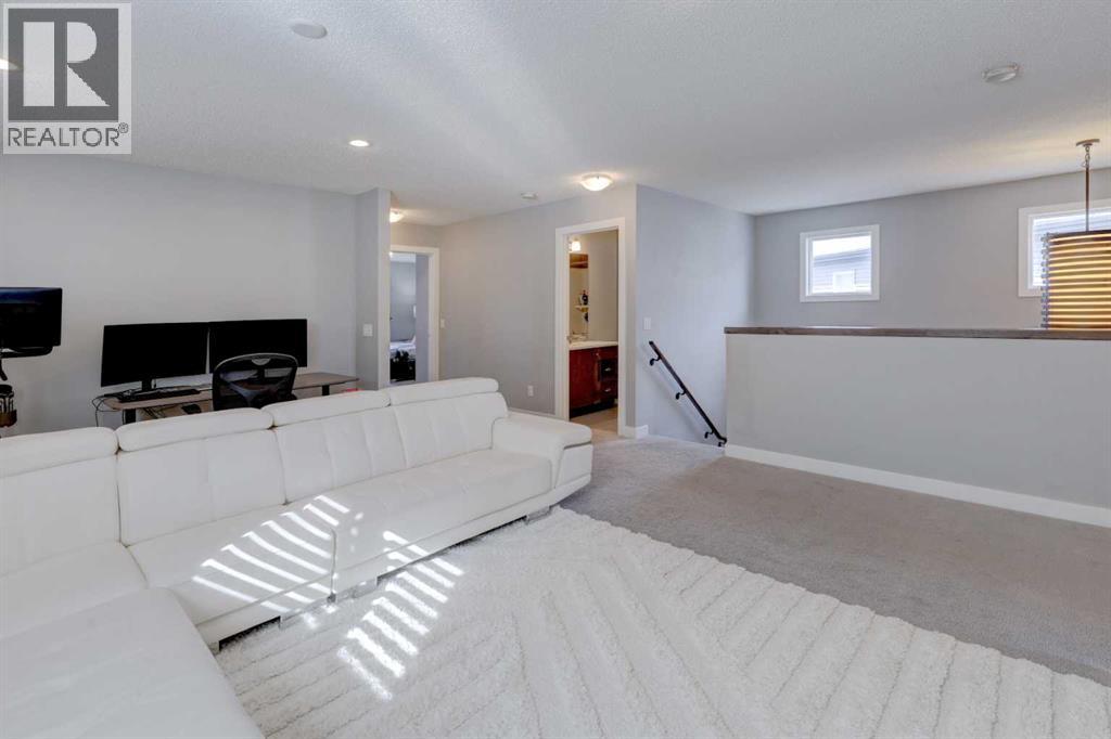 34 Copperpond Street SE, Calgary, Alberta  T2Z 1J2 - Photo 22 - A2297153