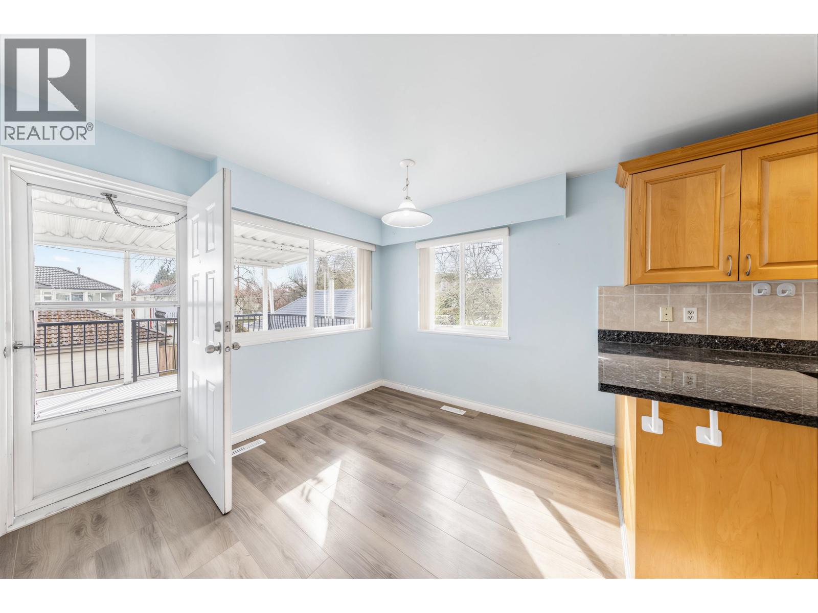 3206 Adanac Street, Vancouver, British Columbia  V5K 2P1 - Photo 15 - R3103501