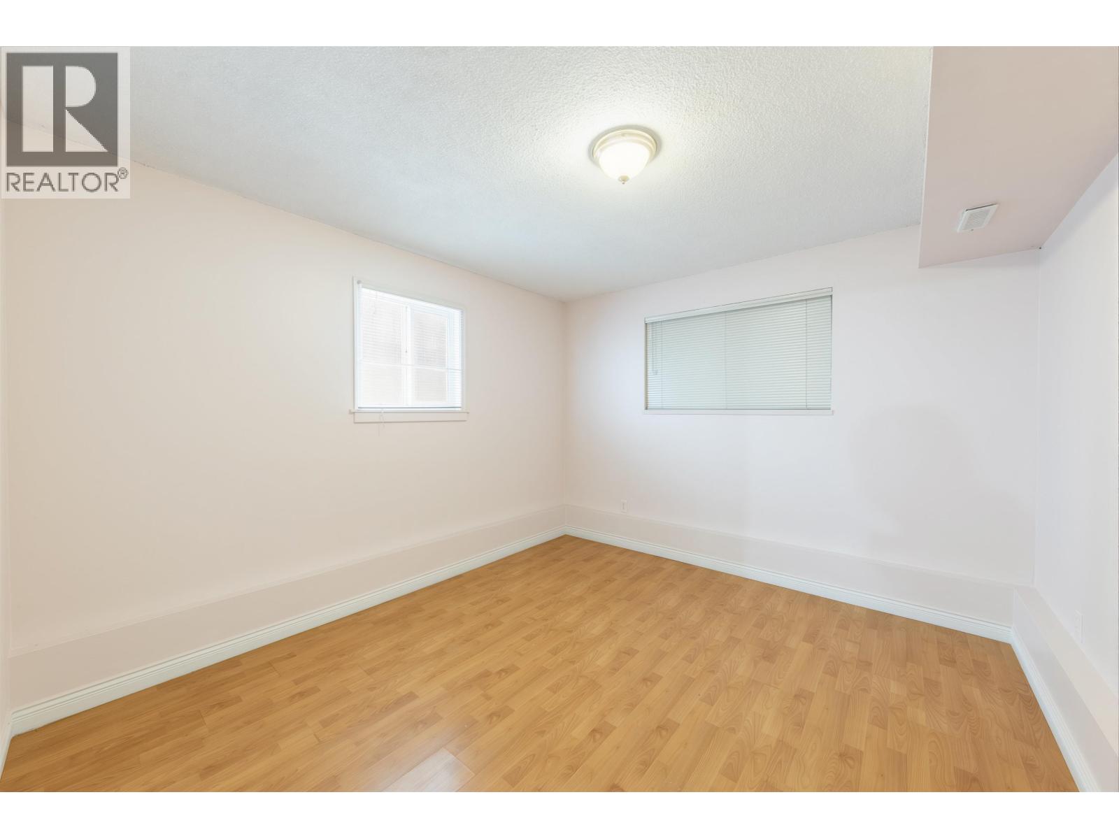 3206 Adanac Street, Vancouver, British Columbia  V5K 2P1 - Photo 32 - R3103501