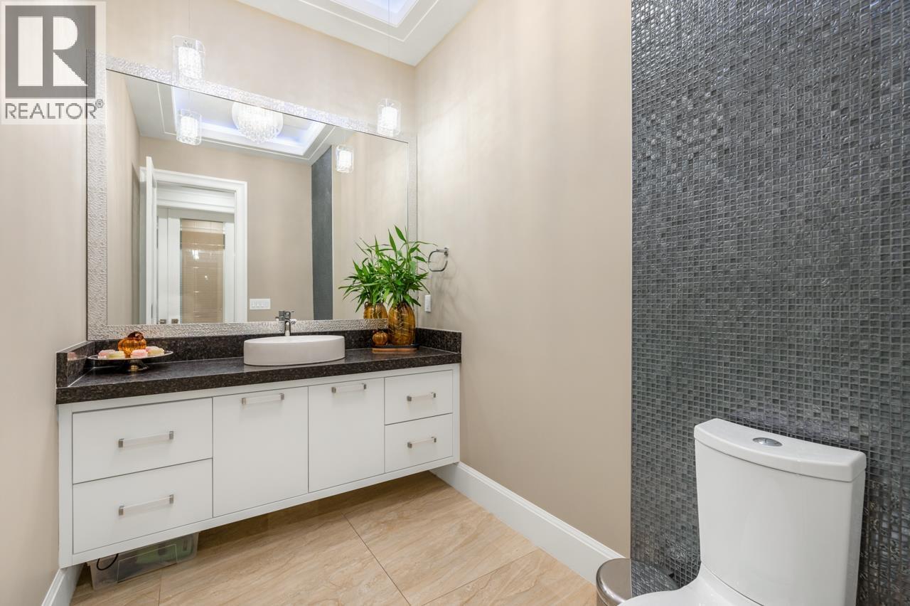 6100 Alta Court, Richmond, British Columbia  V7C 2R4 - Photo 13 - R3088751