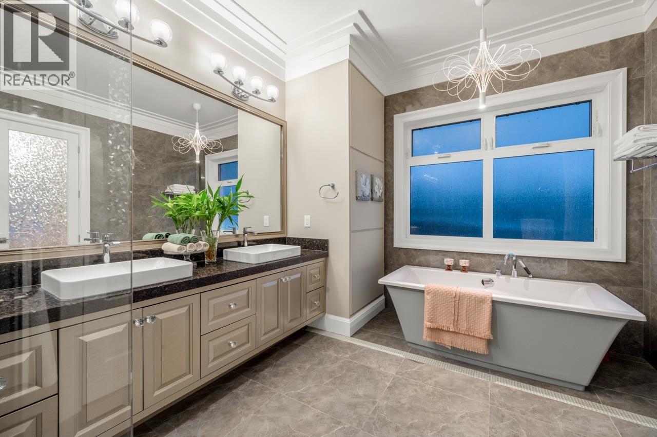 6100 Alta Court, Richmond, British Columbia  V7C 2R4 - Photo 23 - R3088751