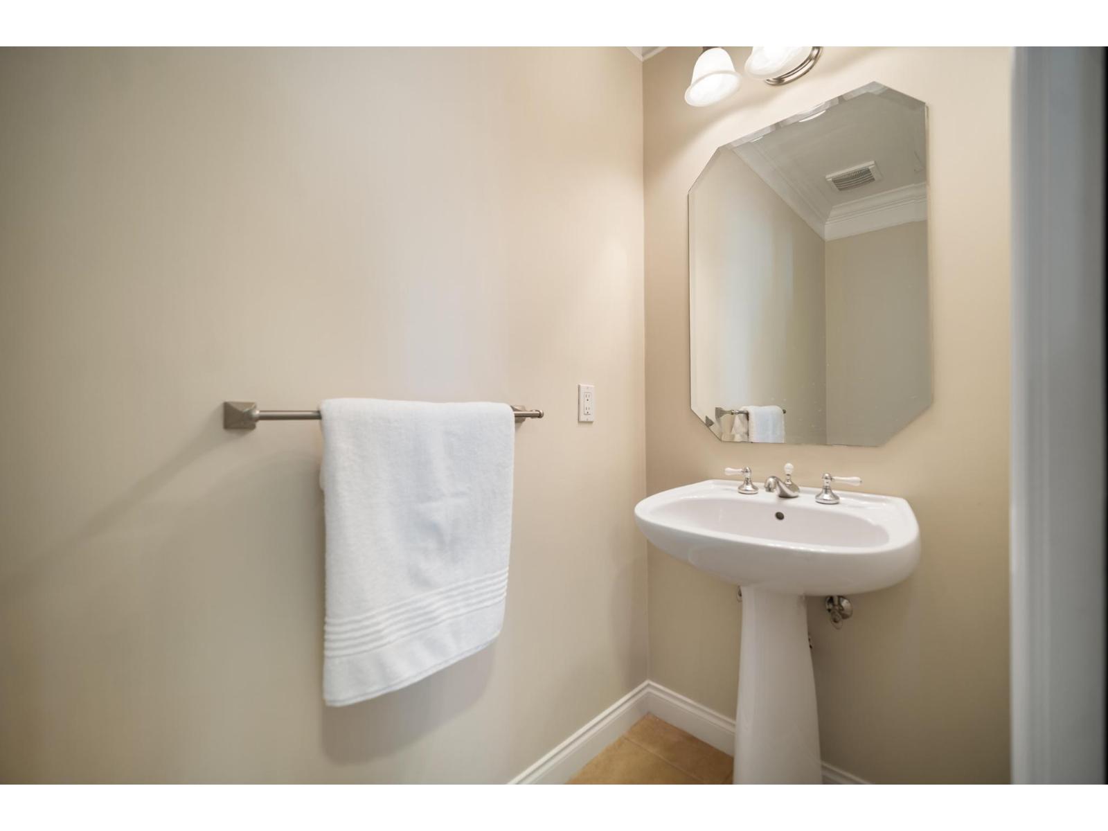 33 3500 144 Street, Surrey, British Columbia  V4P 3J6 - Photo 9 - R3104377