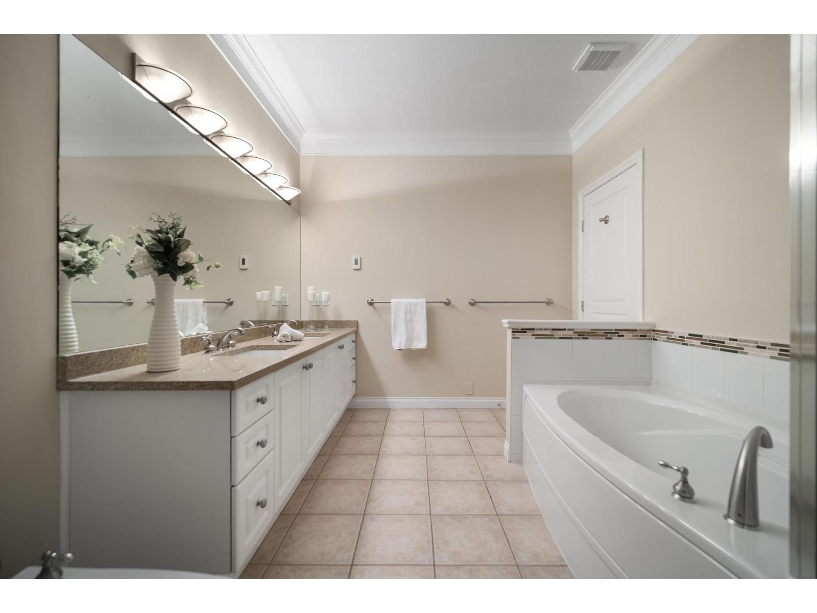 33 3500 144 Street, Surrey, British Columbia  V4P 3J6 - Photo 20 - R3104377