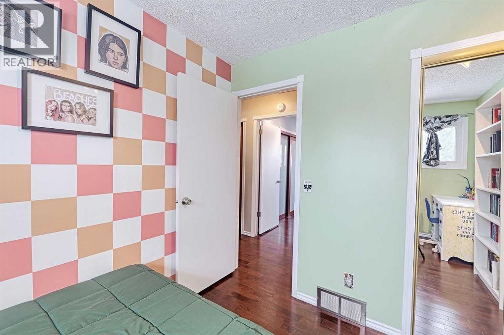 15 Edgeland Mews Nw, Calgary, Alberta  T3A 4C9 - Photo 21 - A2295037