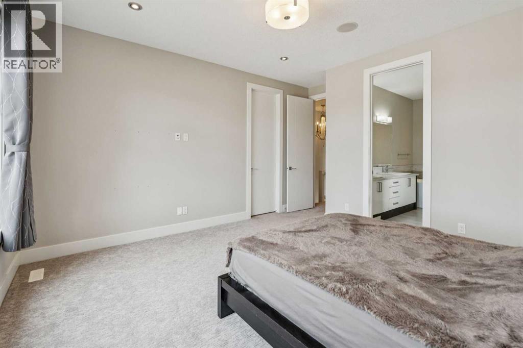 1104a Regent Crescent Ne, Calgary, Alberta  T2E 5J7 - Photo 19 - A2295364