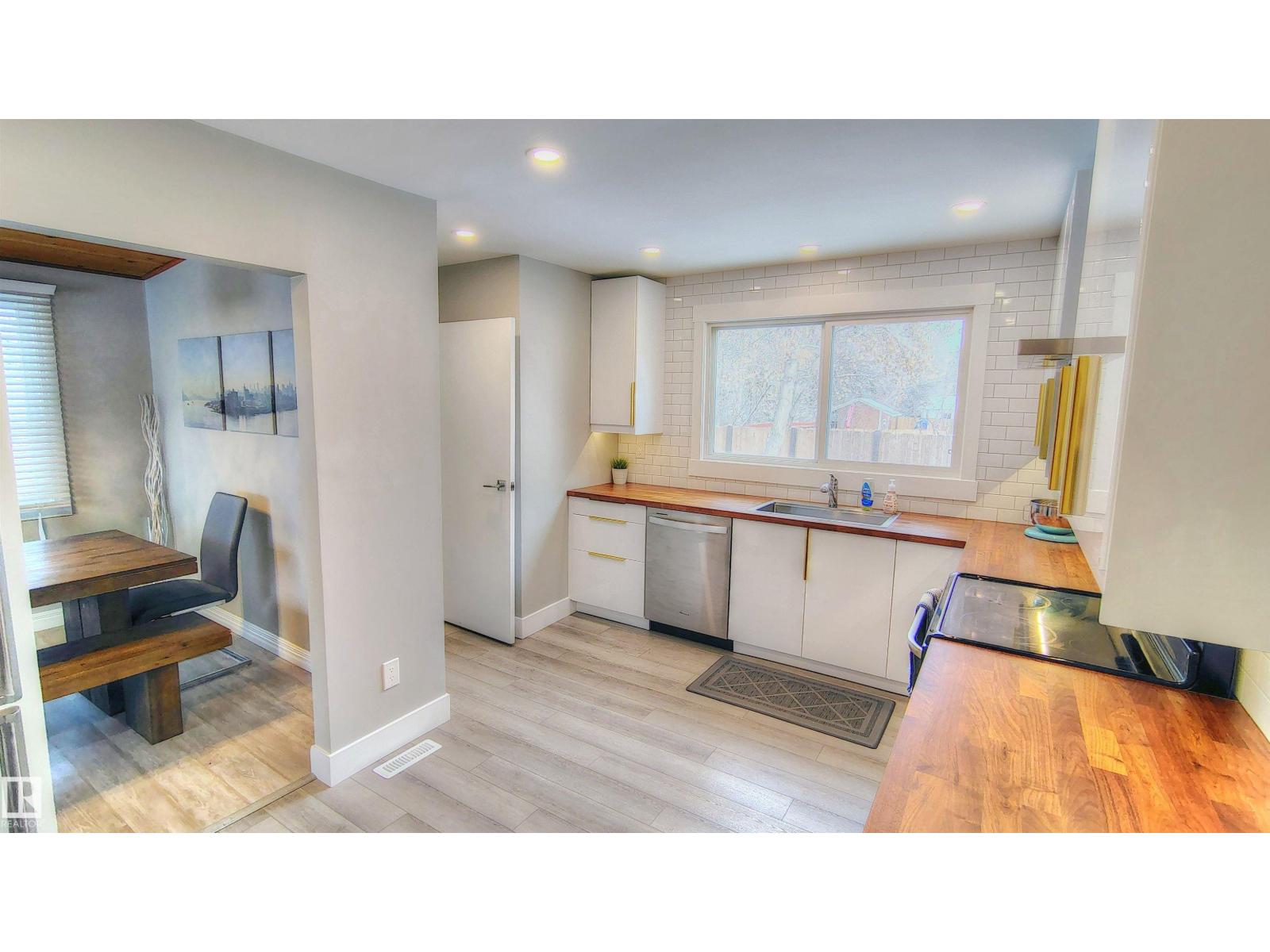 120 Akins Dr, St. Albert, Alberta  T8N 2X5 - Photo 14 - E4479535