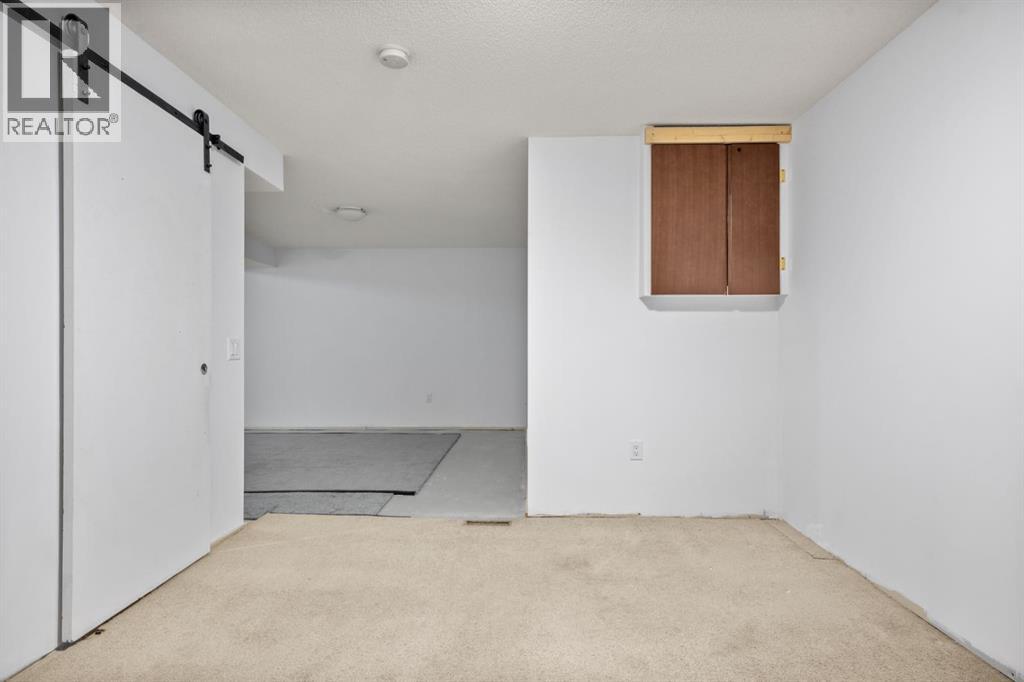 2640 Dovely Court Se, Calgary, Alberta  T2B 3G6 - Photo 25 - A2296864