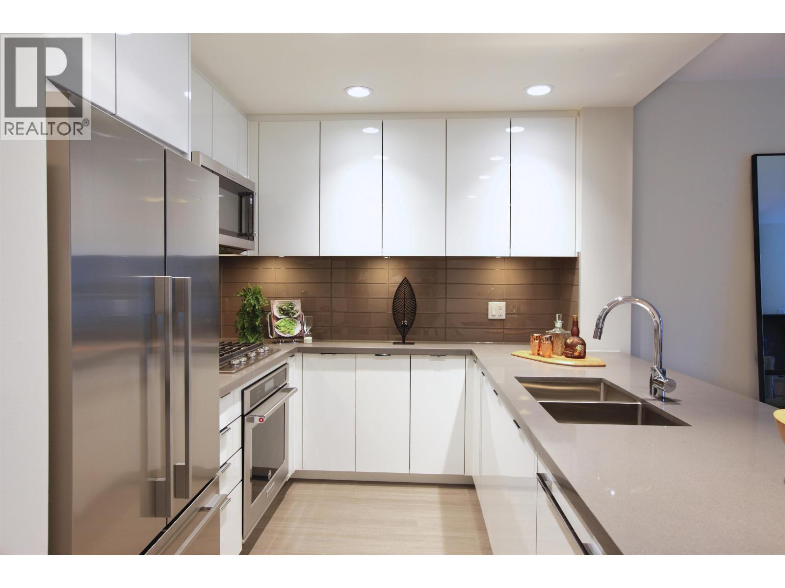 319 255 W 1st Street, North Vancouver, British Columbia  V7M 3G8 - Photo 8 - R3086458