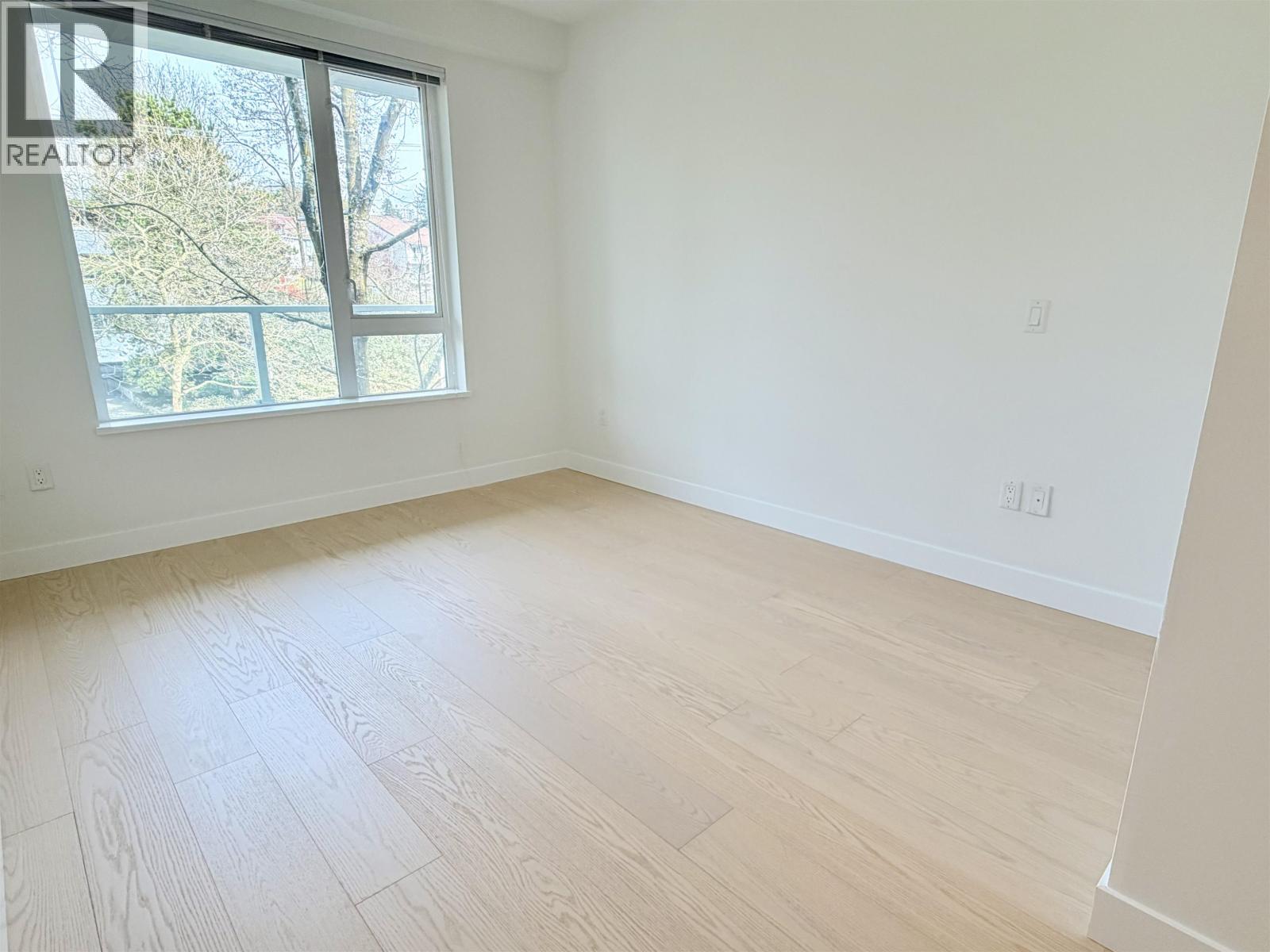 319 255 W 1st Street, North Vancouver, British Columbia  V7M 3G8 - Photo 5 - R3086458