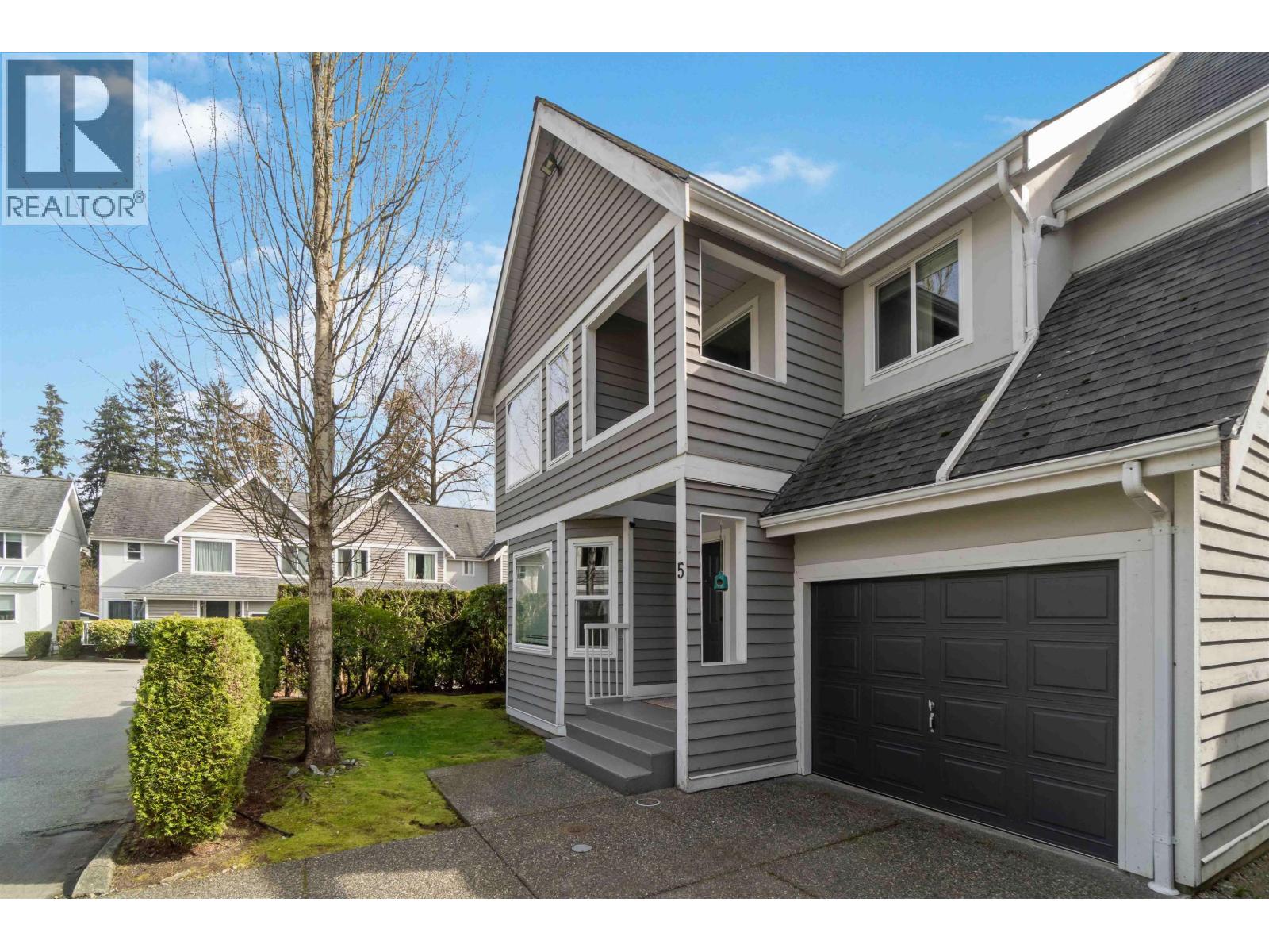 5 1135 Lansdowne Drive, Coquitlam, British Columbia  V3B 7K6 - Photo 2 - R3104349