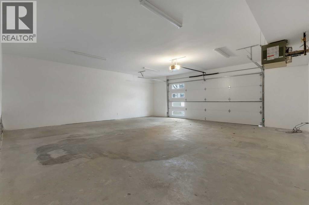 30 Roselawn Crescent NW, Calgary, Alberta  T2K 1K6 - Photo 47 - A2296751