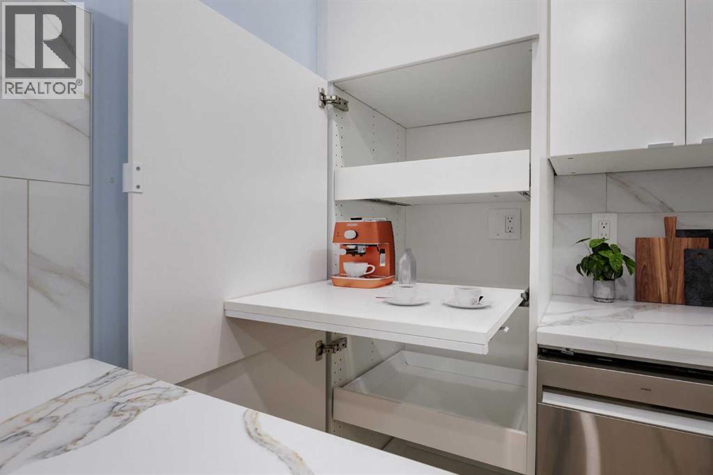 325, 2425 90 Avenue SW, Calgary, Alberta  T2V 4X8 - Photo 4 - A2272548