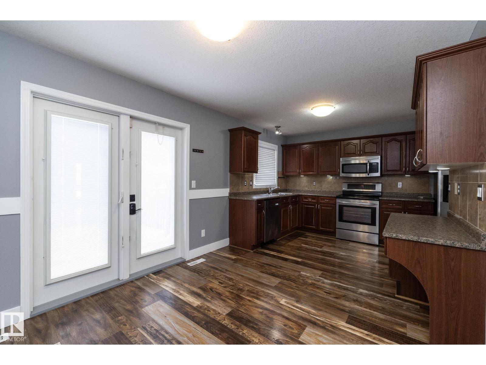 3818 53 St, Gibbons, Alberta  T0A 1N0 - Photo 3 - E4479077