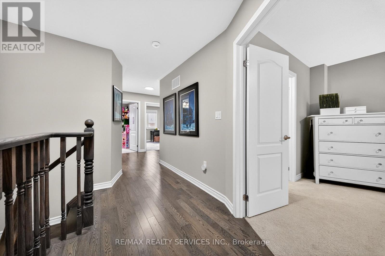 76 Phyllis Drive, Caledon, Ontario  L7C 4E2 - Photo 23 - W12925284