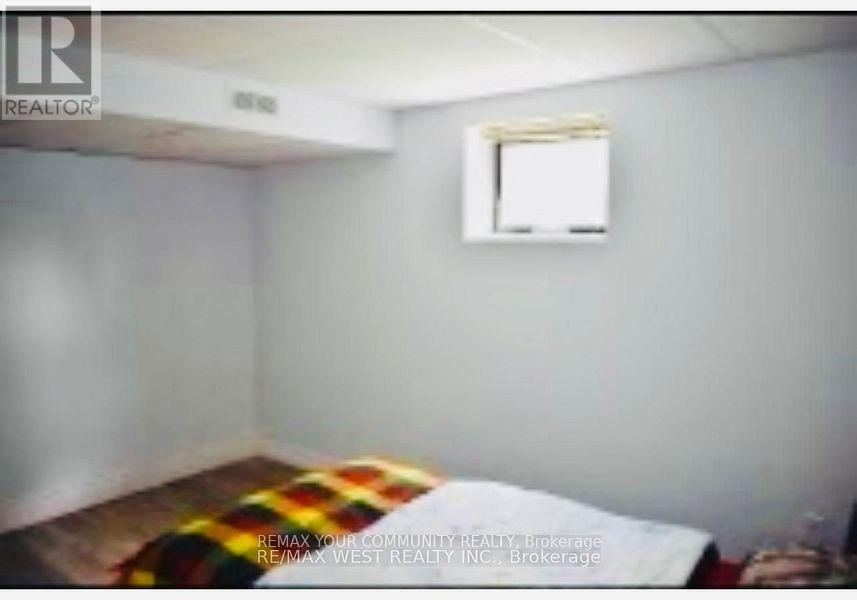 48 Clearview Heights N, King, Ontario  L7B 1H5 - Photo 4 - N12854118