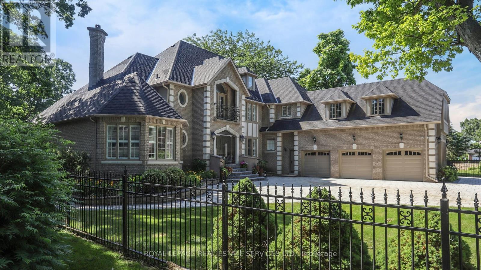 2416 Mississauga Road, Mississauga, Ontario  L5H 2L1 - Photo 47 - W12476807