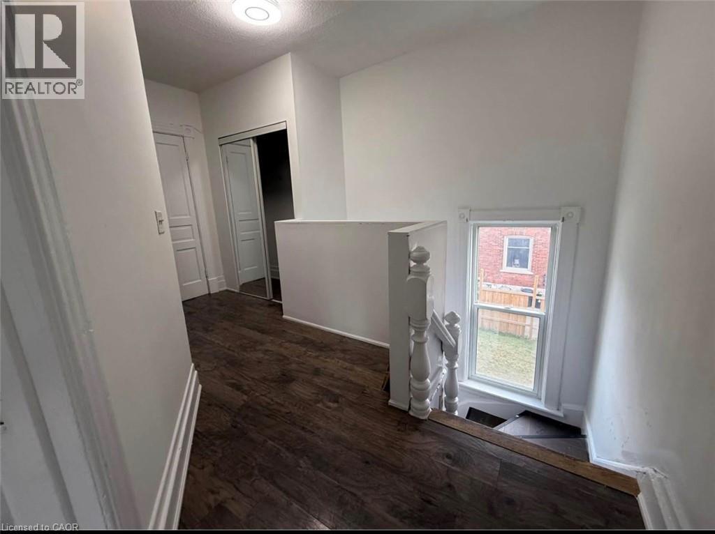 374 Laurel Street Unit# 2, Cambridge, Ontario  N3H 3Y8 - Photo 3 - 40815834