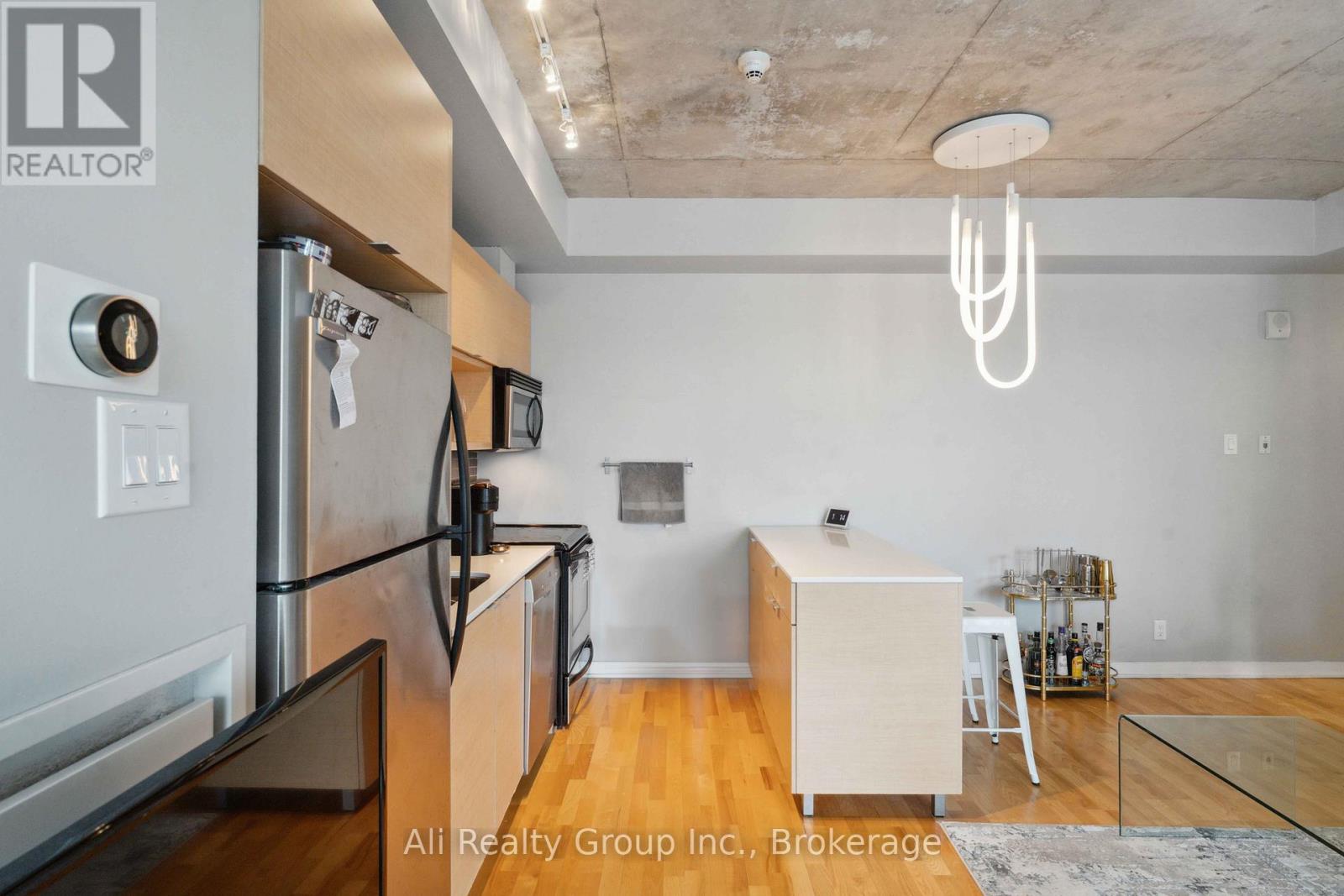 714 - 324 Laurier Avenue W, Ottawa, Ontario  K1P 0A4 - Photo 11 - X12931612