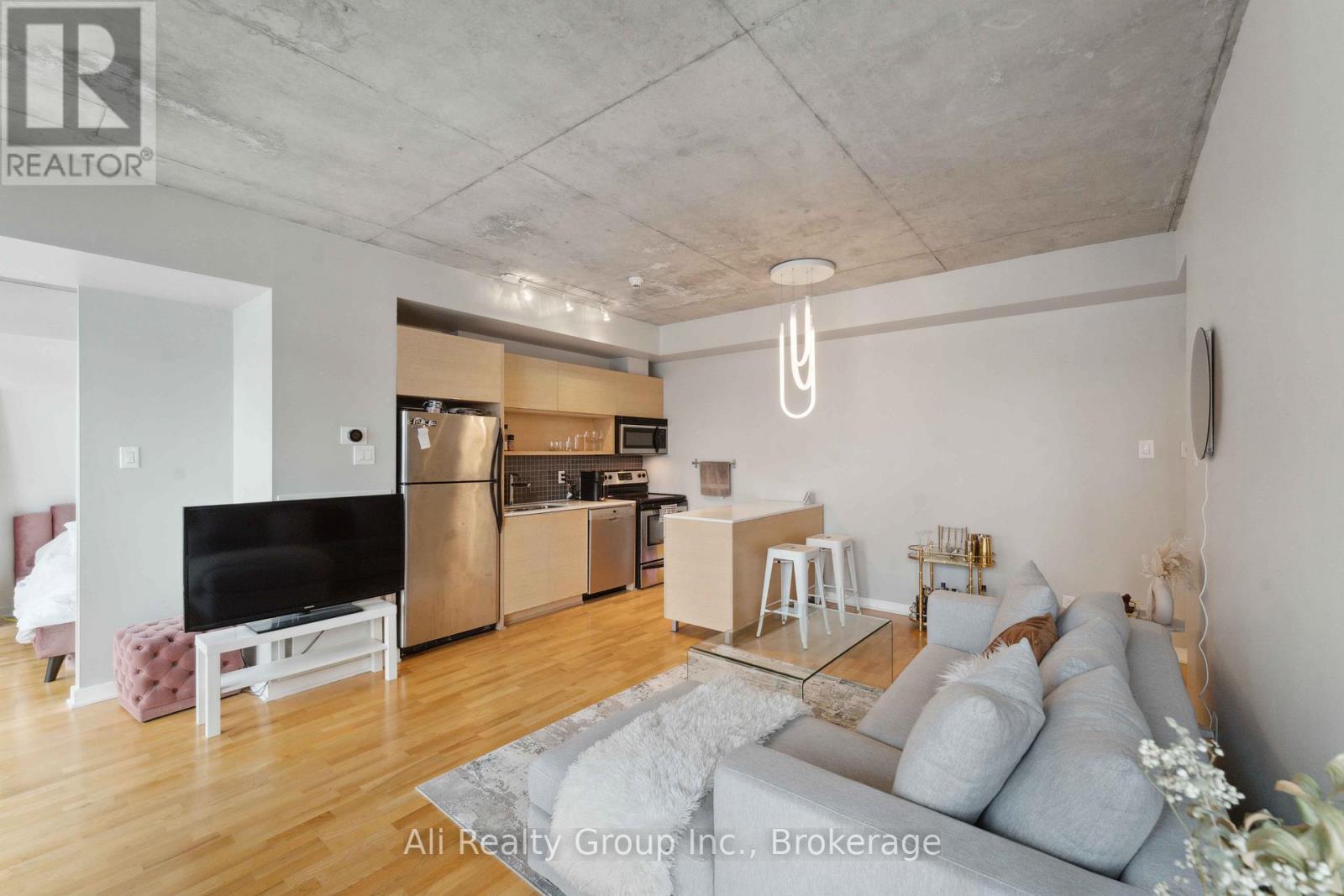 714 - 324 Laurier Avenue W, Ottawa, Ontario  K1P 0A4 - Photo 13 - X12931612