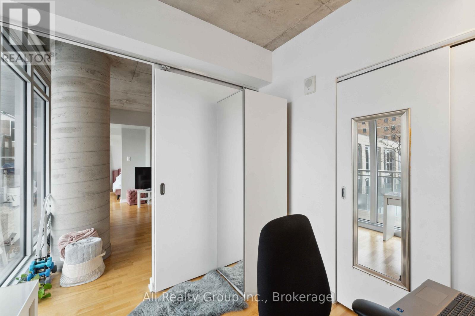 714 - 324 Laurier Avenue W, Ottawa, Ontario  K1P 0A4 - Photo 20 - X12931612