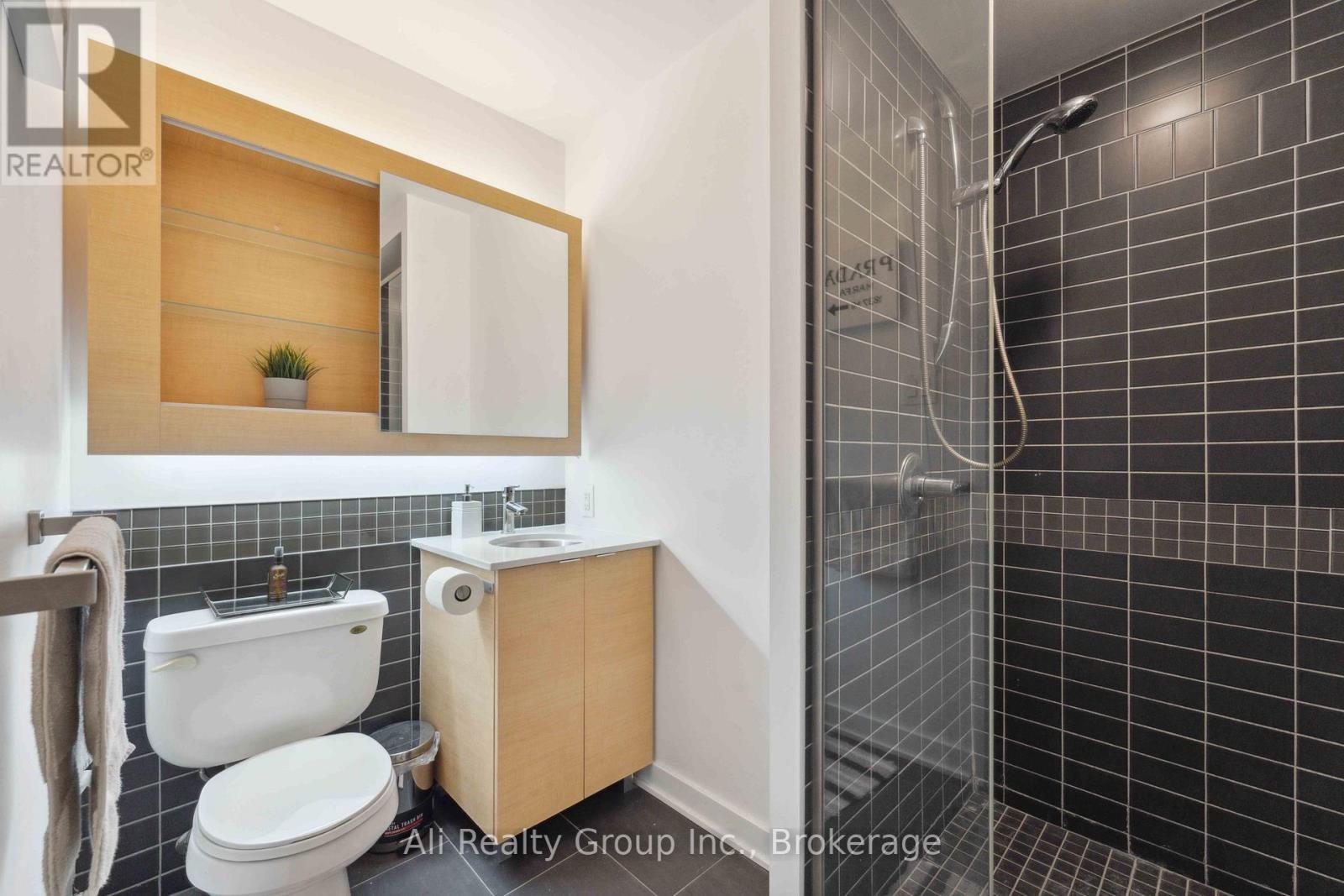 714 - 324 Laurier Avenue W, Ottawa, Ontario  K1P 0A4 - Photo 21 - X12931612