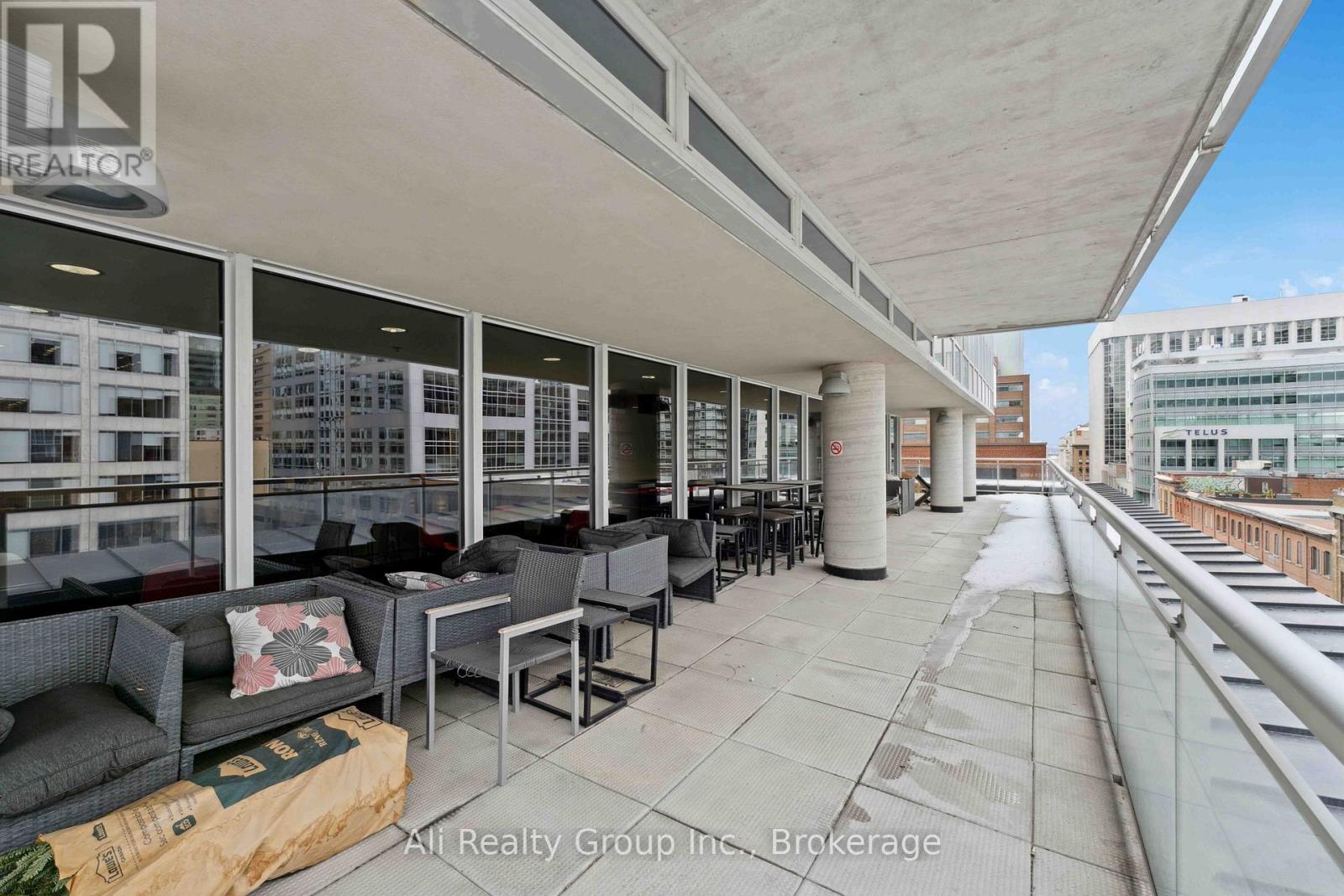 714 - 324 Laurier Avenue W, Ottawa, Ontario  K1P 0A4 - Photo 28 - X12931612