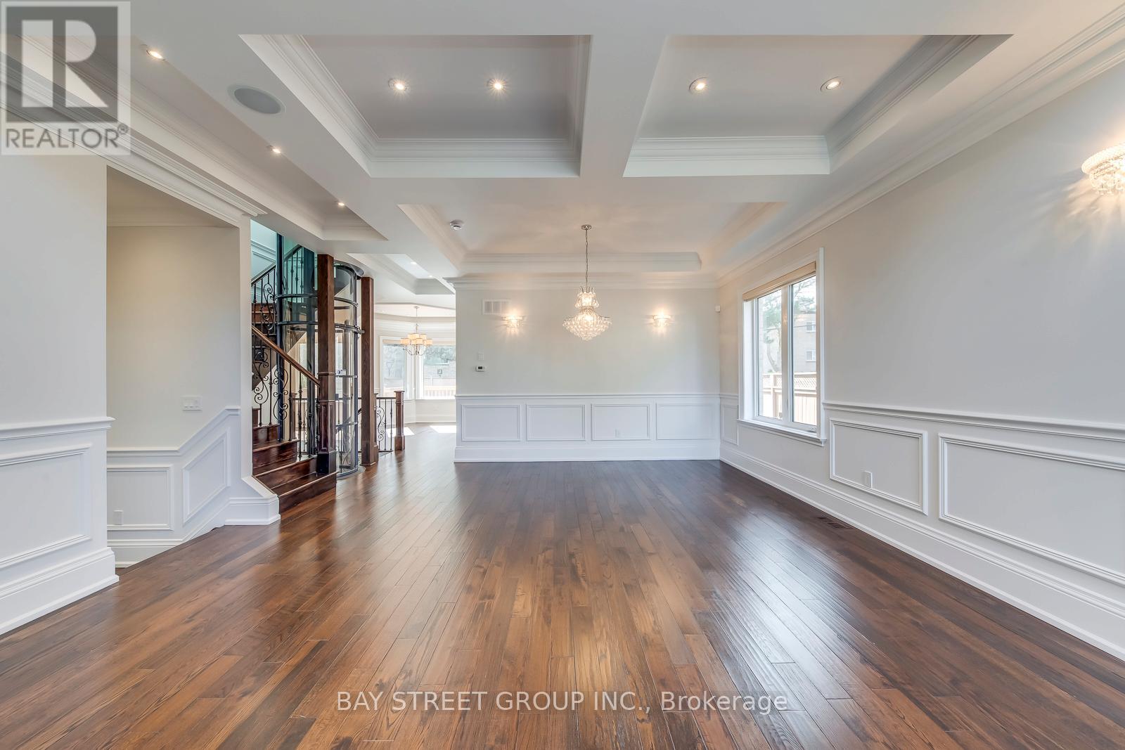 39 Foxwarren Drive, Toronto, Ontario  M2K 1L1 - Photo 5 - C12931608