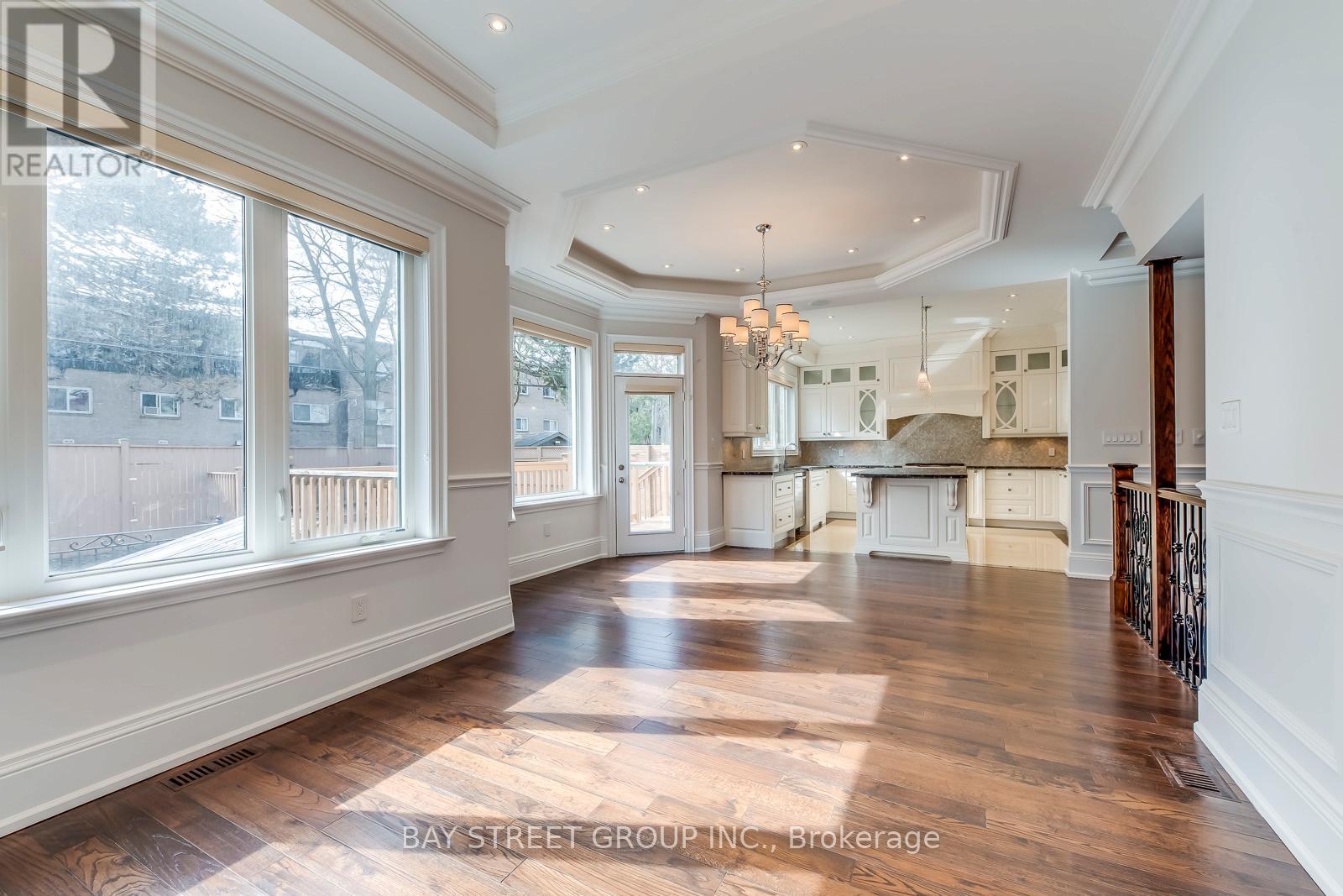 39 Foxwarren Drive, Toronto, Ontario  M2K 1L1 - Photo 8 - C12931608