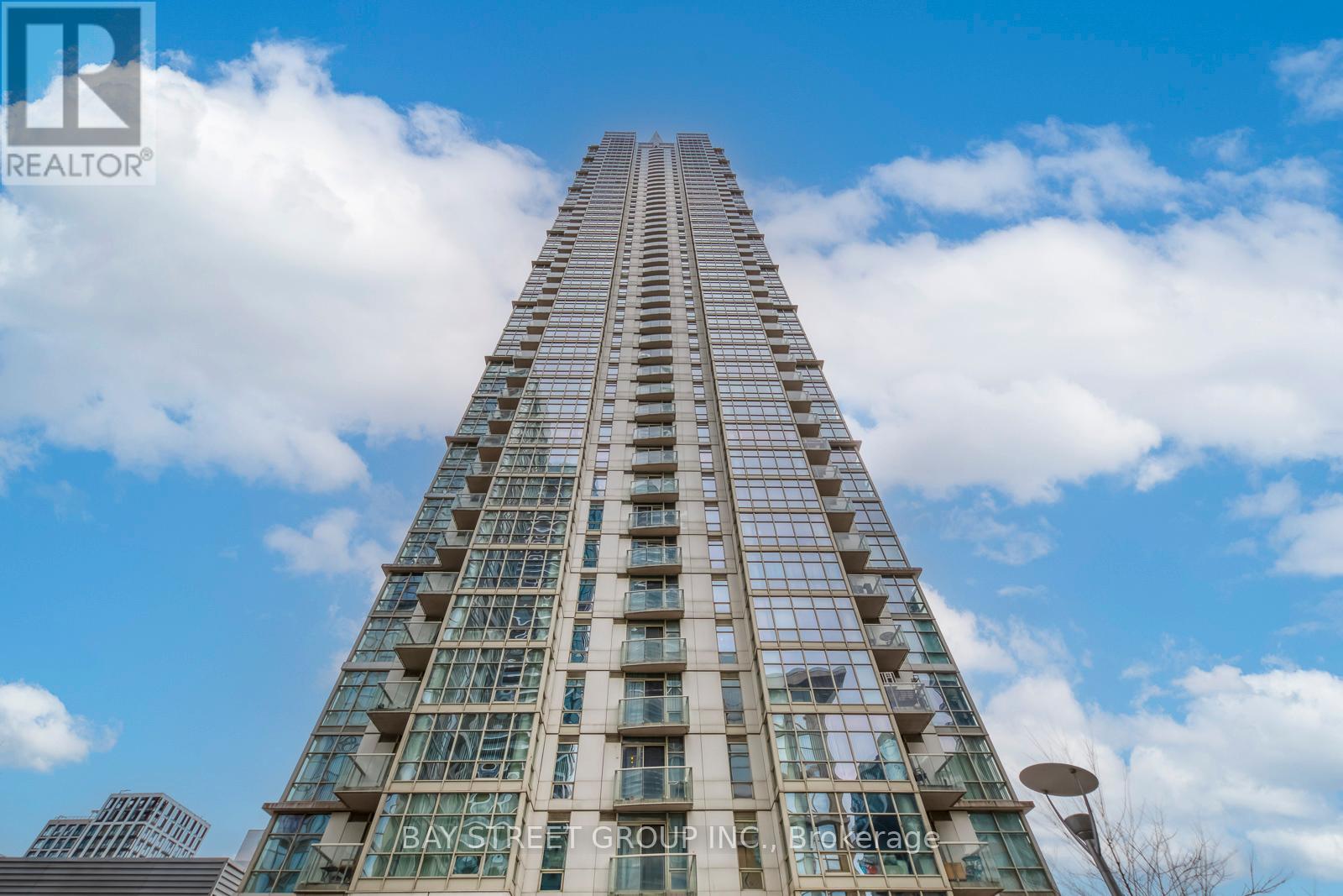 3912 - 35 Mariner Terrace, Toronto, Ontario  M5V 3V9 - Photo 2 - C12931610