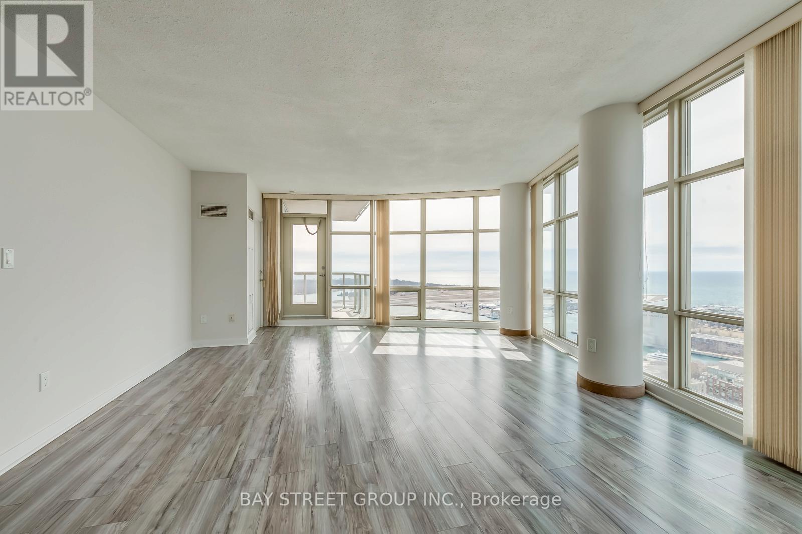 3912 - 35 Mariner Terrace, Toronto, Ontario  M5V 3V9 - Photo 21 - C12931610