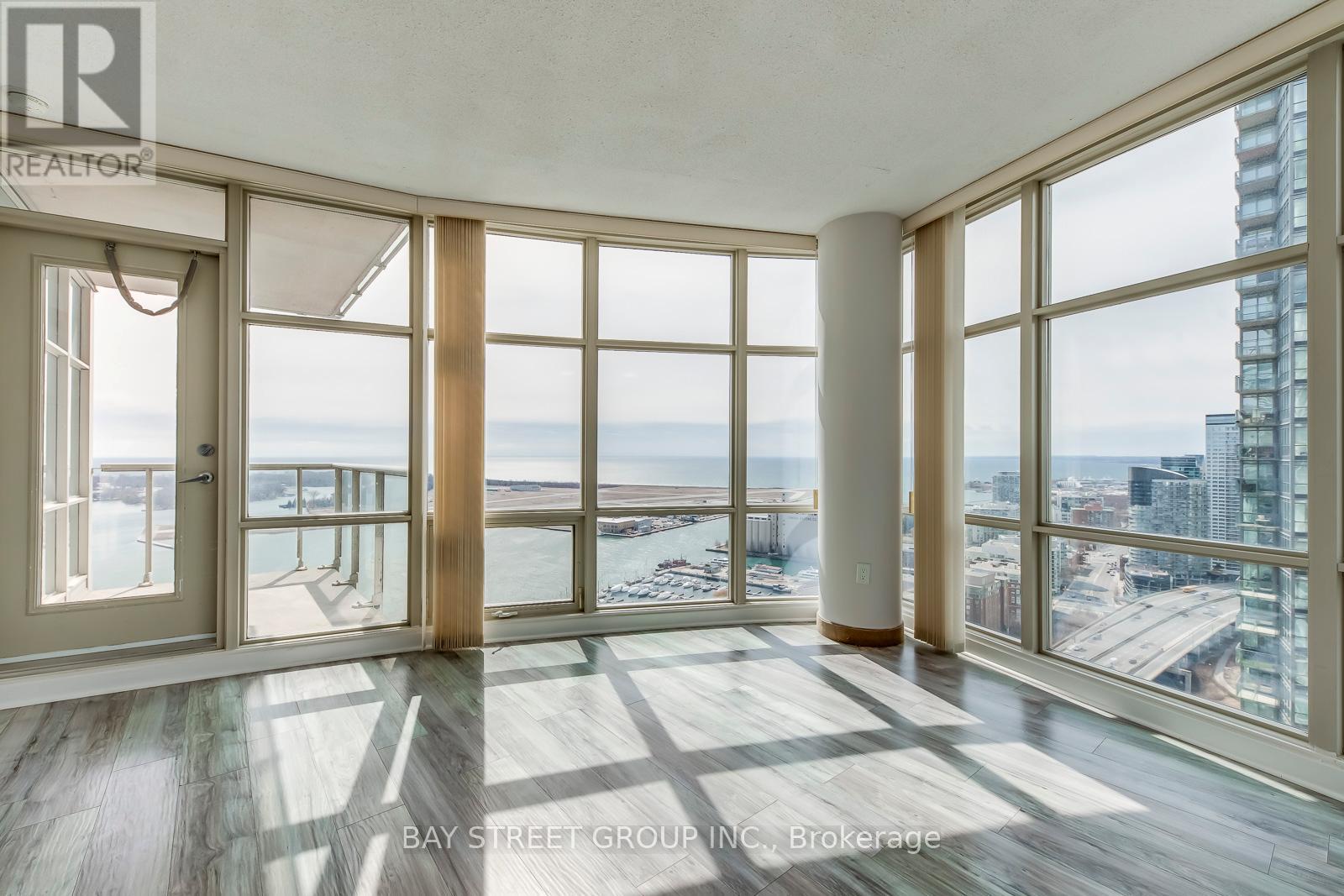 3912 - 35 Mariner Terrace, Toronto, Ontario  M5V 3V9 - Photo 23 - C12931610