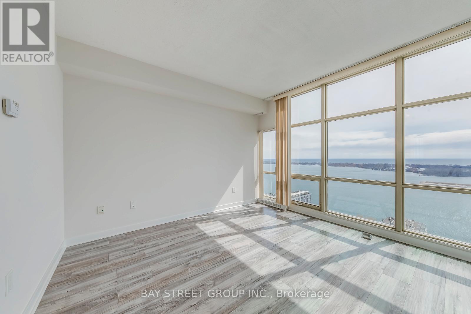 3912 - 35 Mariner Terrace, Toronto, Ontario  M5V 3V9 - Photo 31 - C12931610