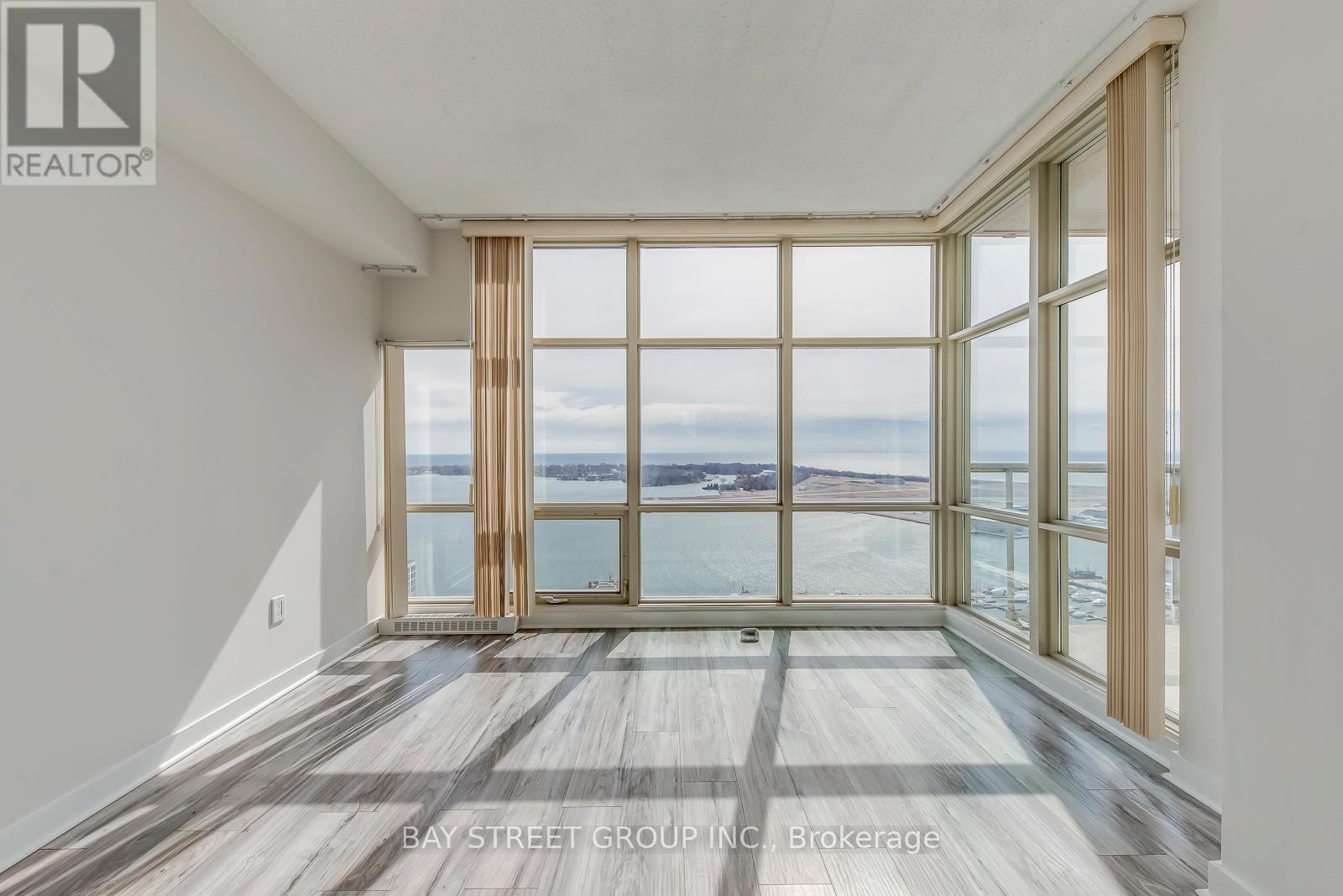 3912 - 35 Mariner Terrace, Toronto, Ontario  M5V 3V9 - Photo 32 - C12931610