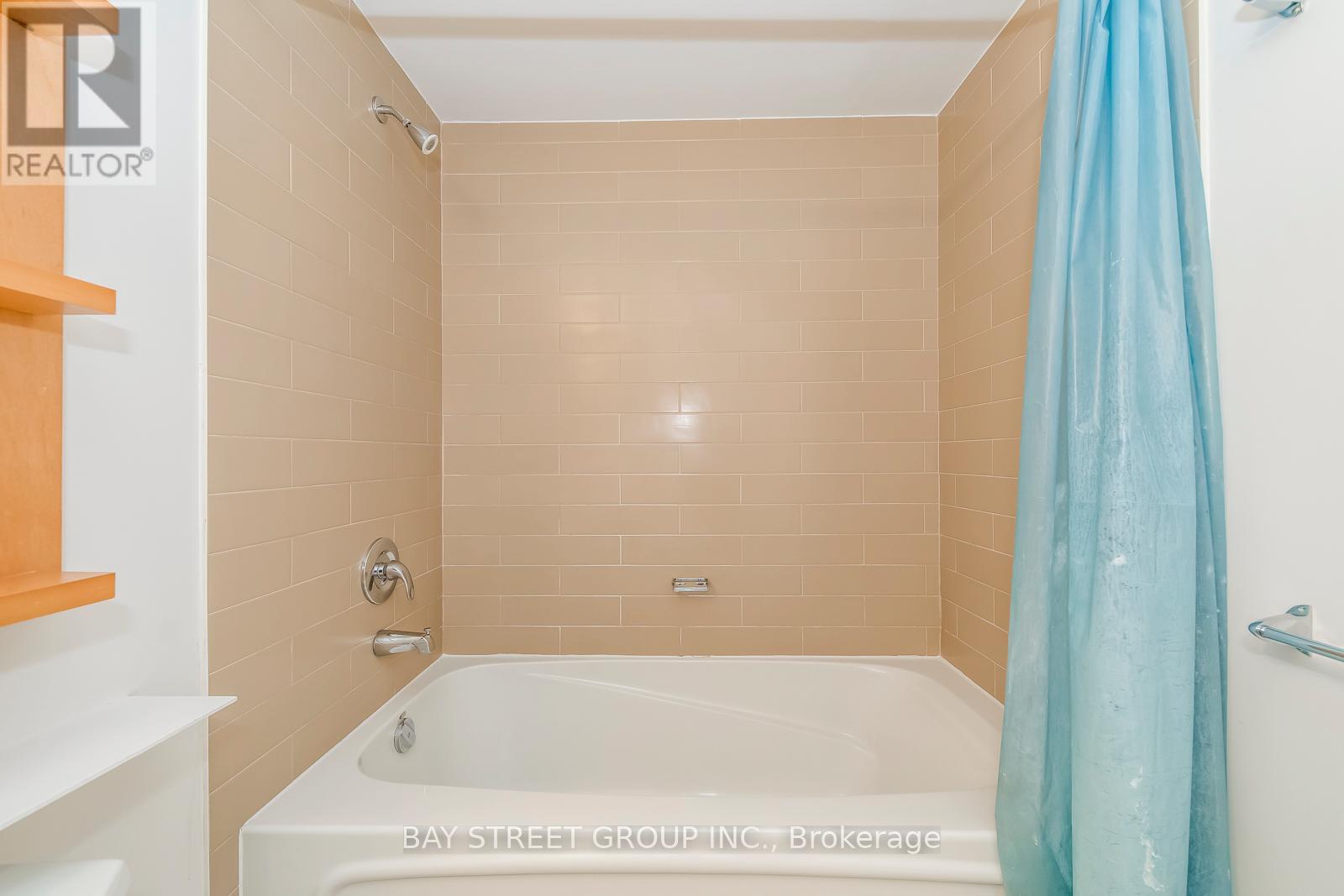 3912 - 35 Mariner Terrace, Toronto, Ontario  M5V 3V9 - Photo 37 - C12931610