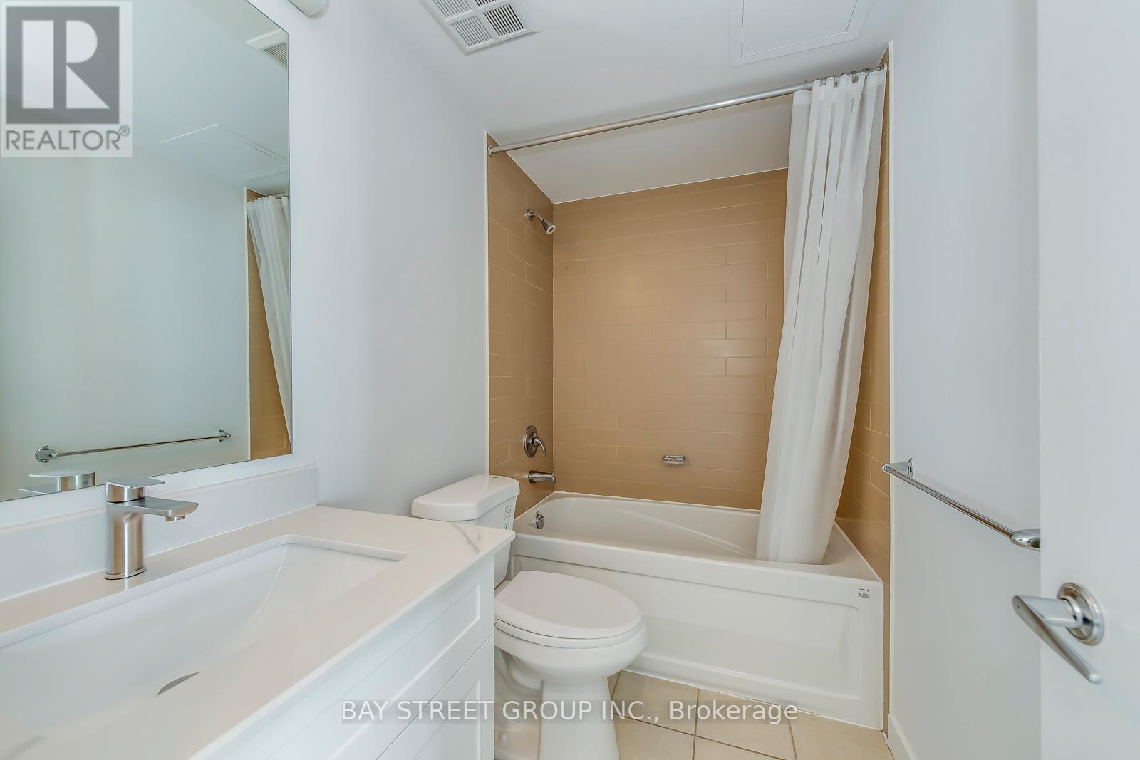 3912 - 35 Mariner Terrace, Toronto, Ontario  M5V 3V9 - Photo 40 - C12931610