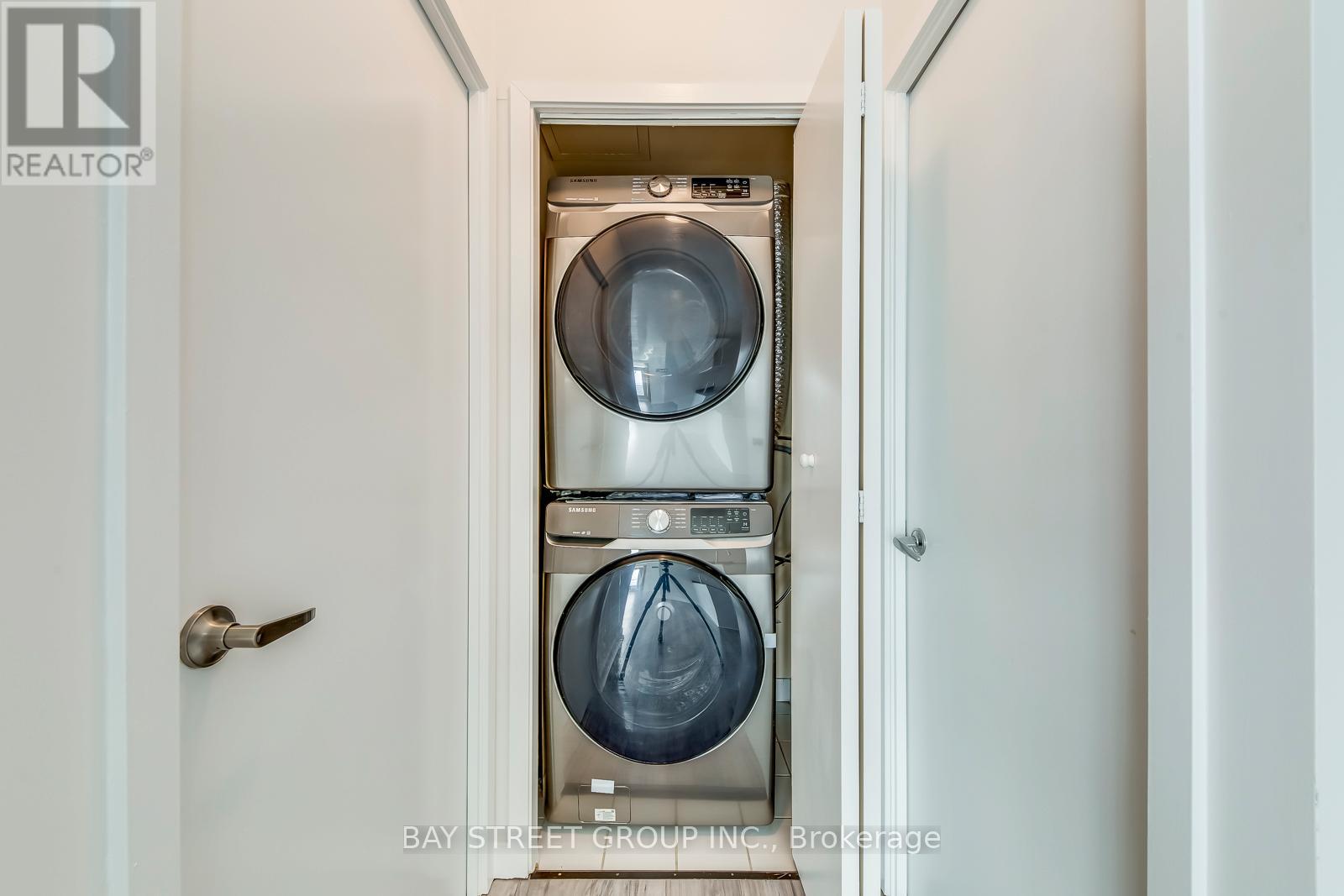 3912 - 35 Mariner Terrace, Toronto, Ontario  M5V 3V9 - Photo 42 - C12931610