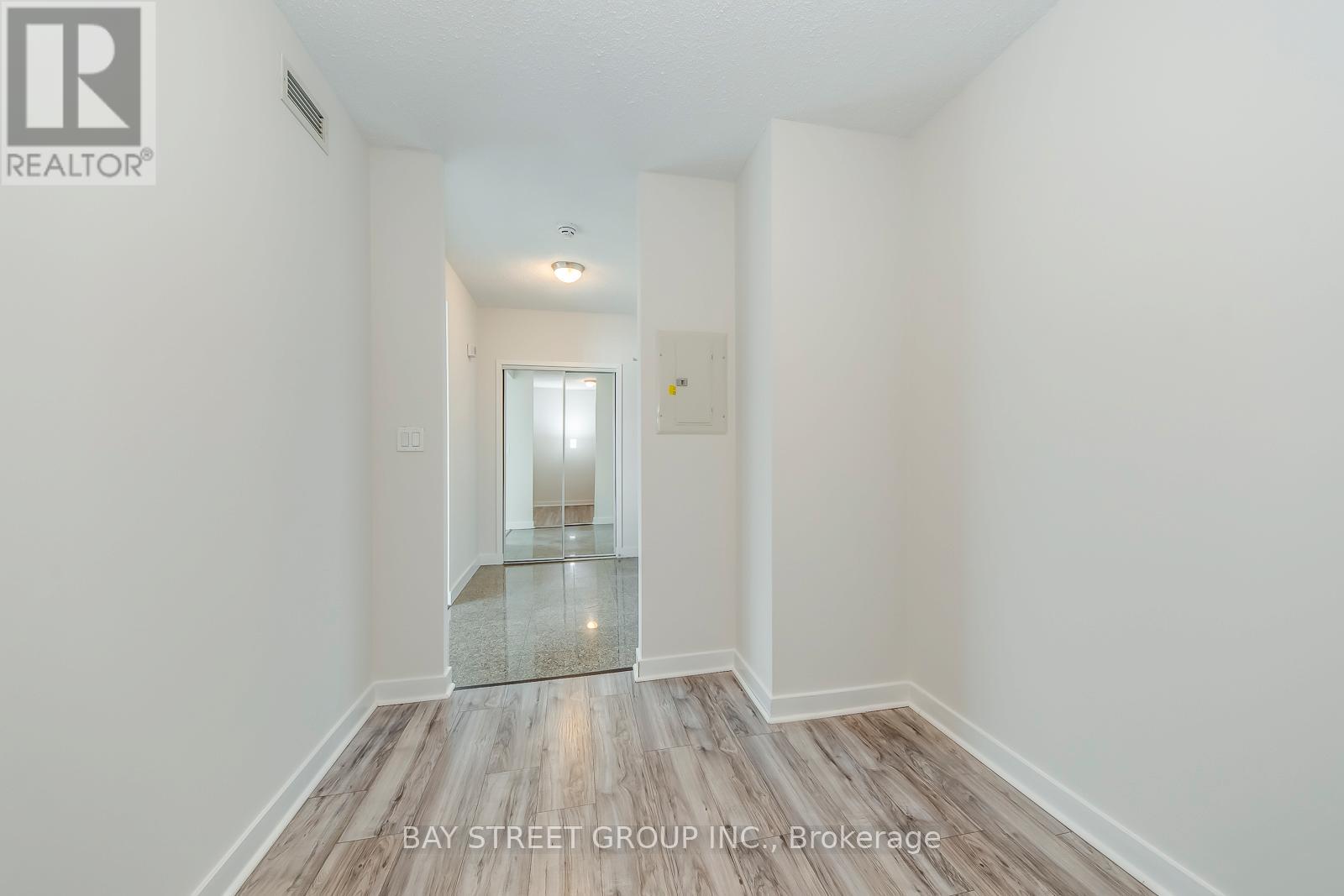 3912 - 35 Mariner Terrace, Toronto, Ontario  M5V 3V9 - Photo 9 - C12931610