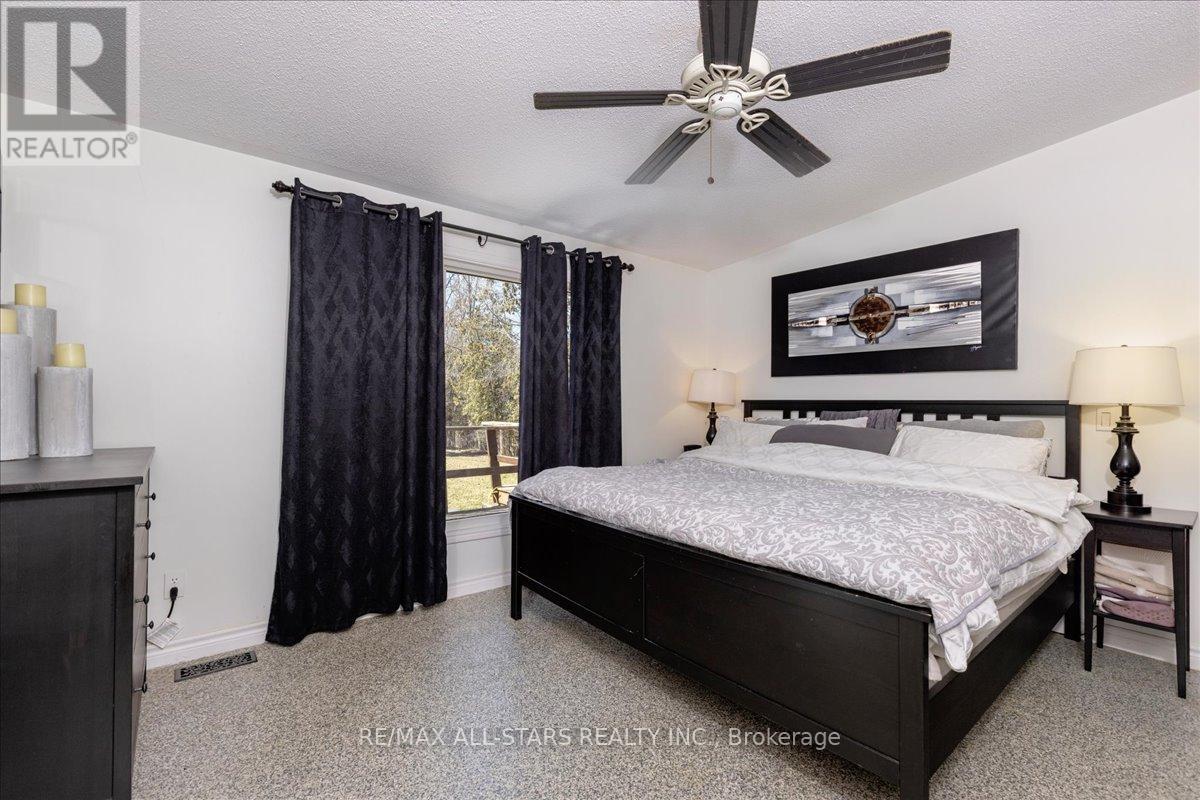 26576 Park Road, Georgina, Ontario  L0E 1R0 - Photo 15 - N12931614