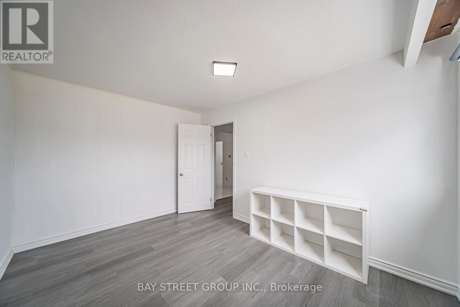 Lower - 1520 Brentano Boulevard, Mississauga, Ontario  L4X 1A4 - Photo 12 - W12931592