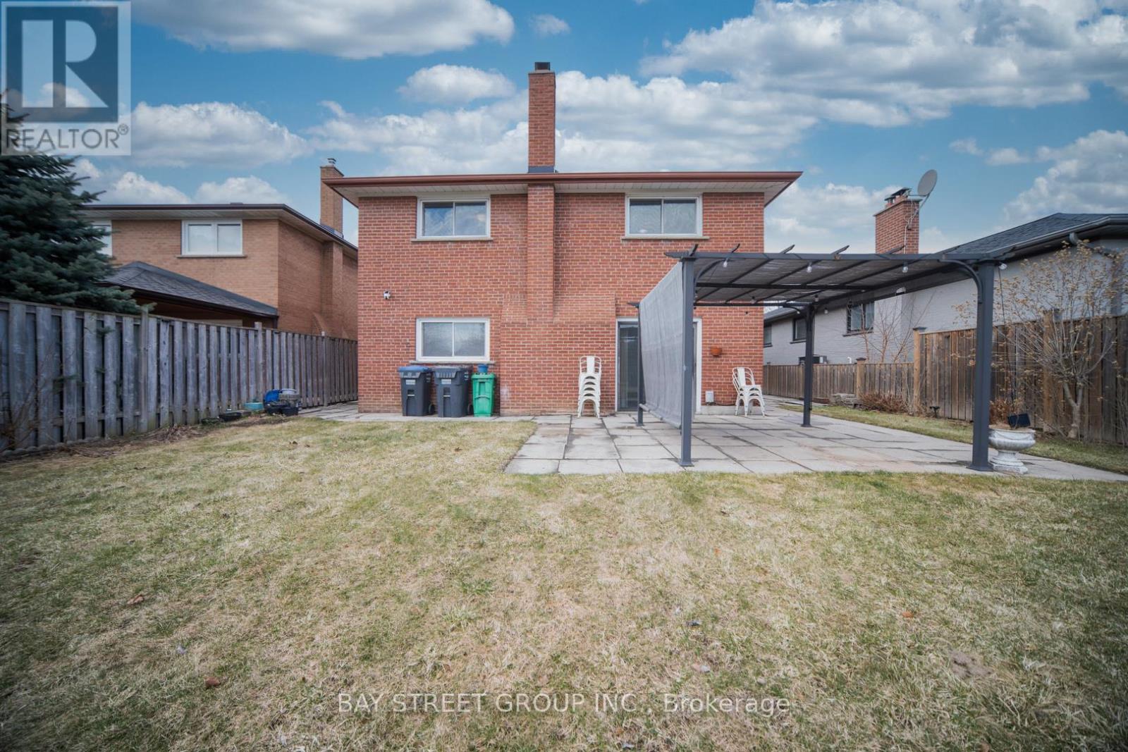 Lower - 1520 Brentano Boulevard, Mississauga, Ontario  L4X 1A4 - Photo 2 - W12931592